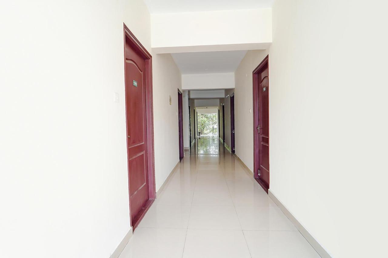 Fabhotel Grand Castle