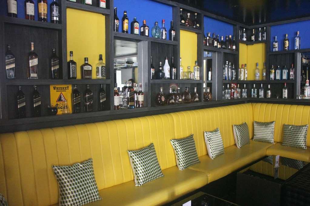 Zone By The Park Hotel