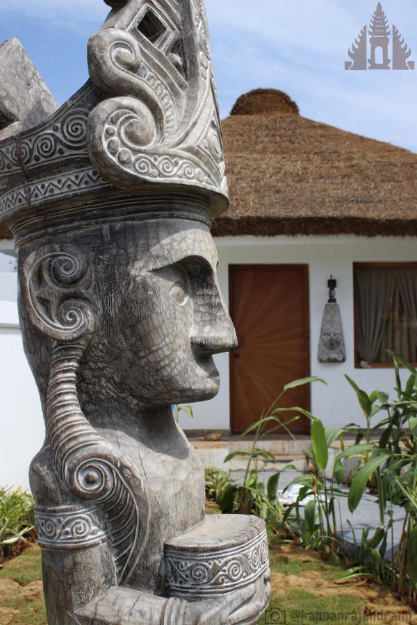 Resort Csr Landmark *