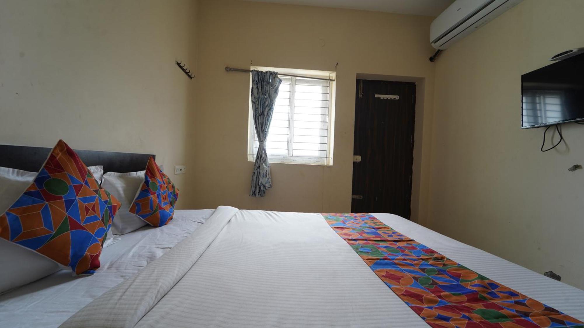 Hotel Vangal Nest Peelamedu Psg