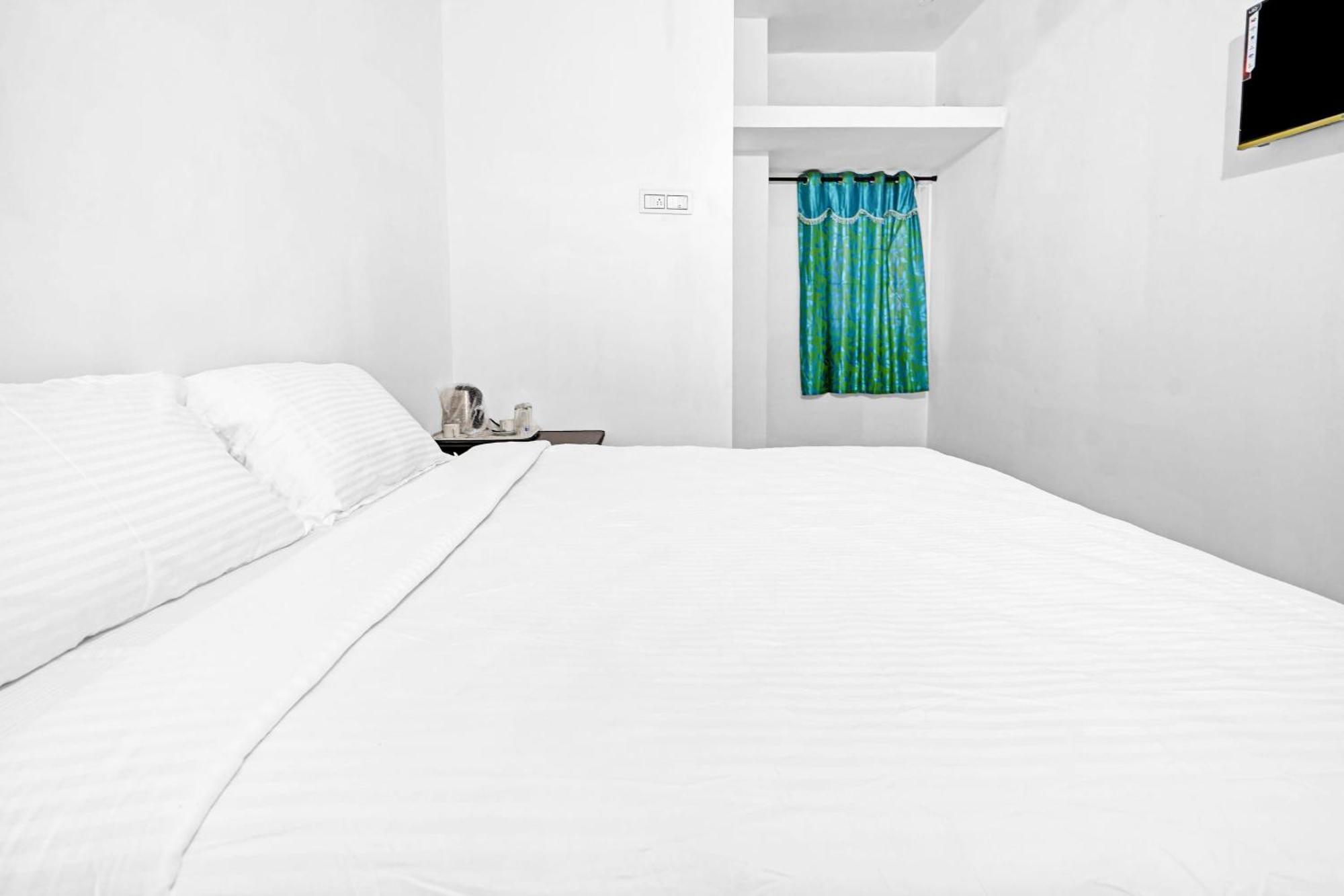 Hotel O Acs