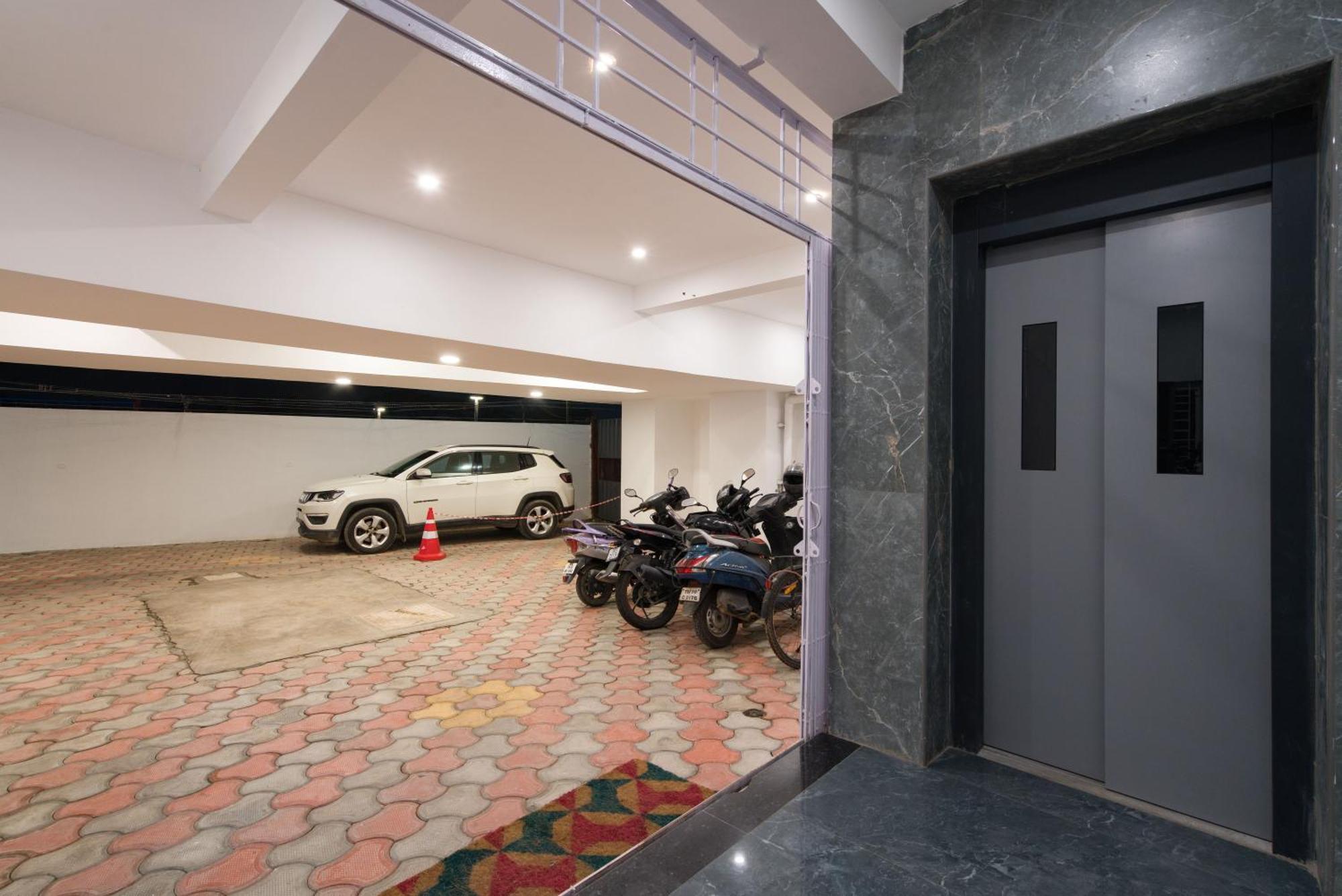 Apartamento Aafiya Lakeview