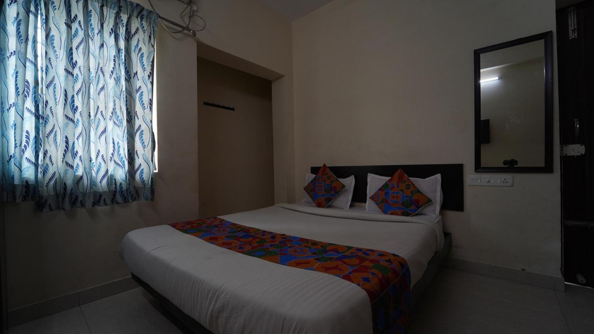Hotel Vangal Nest Peelamedu Psg 3*