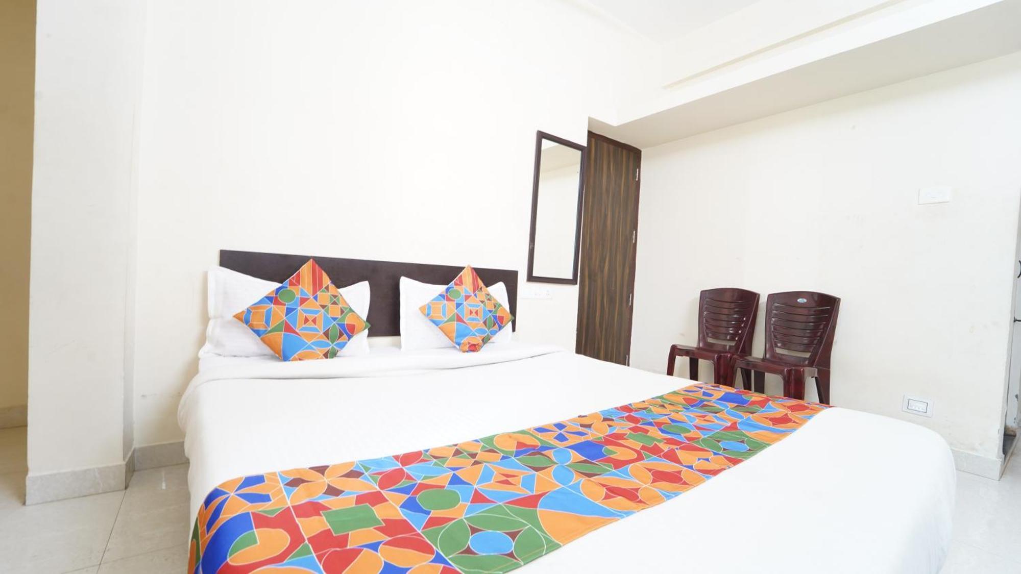 Vangal Nest Peelamedu Psg 3*