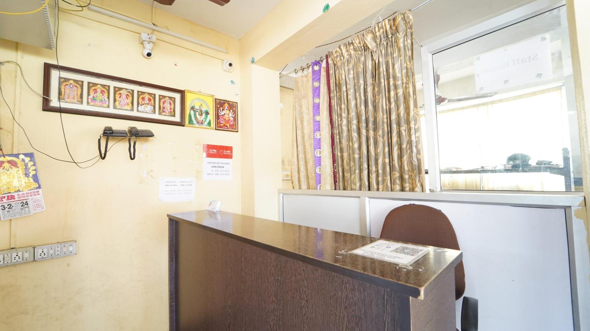 Hotel Vangal Nest Peelamedu Psg 3*