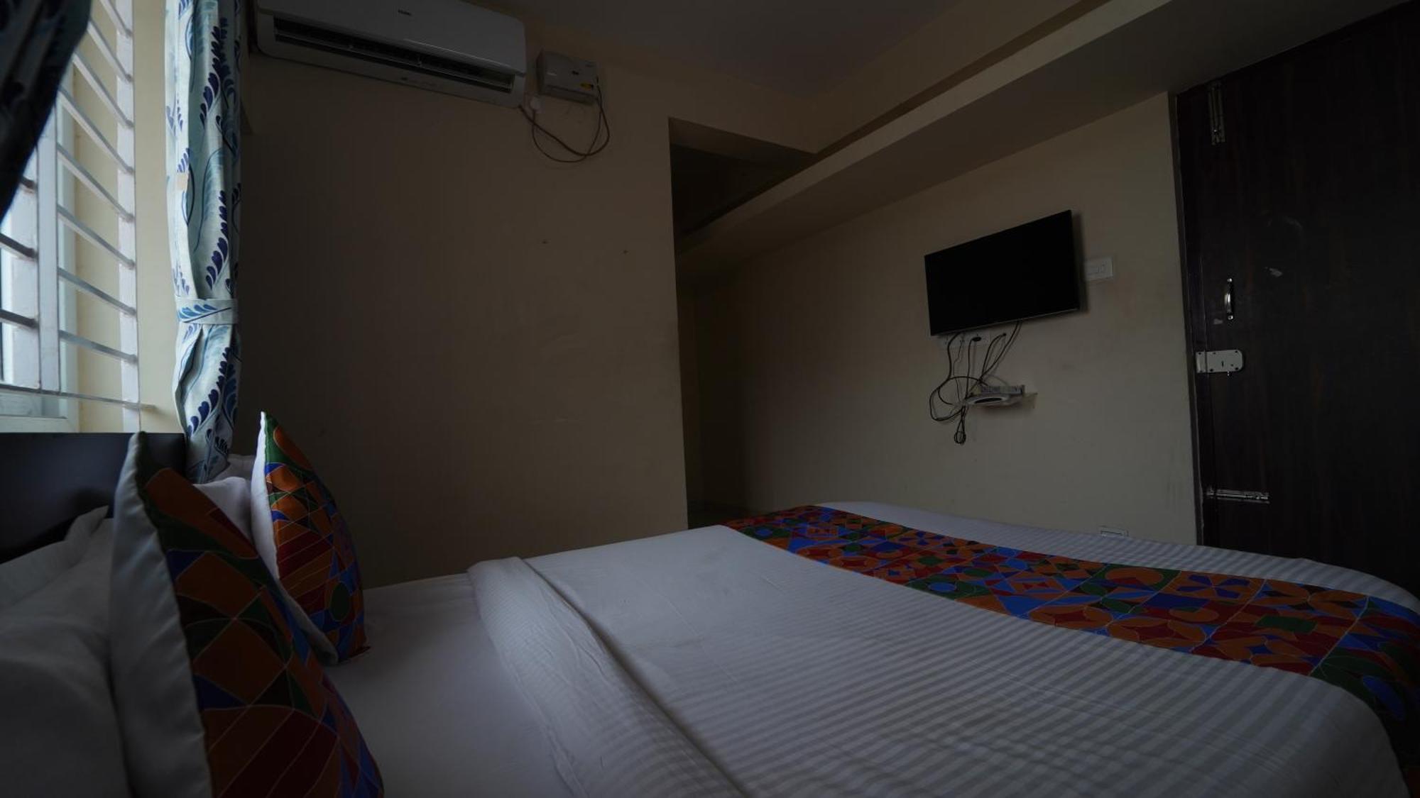 Hotel Vangal Nest Peelamedu Psg Coimbatore