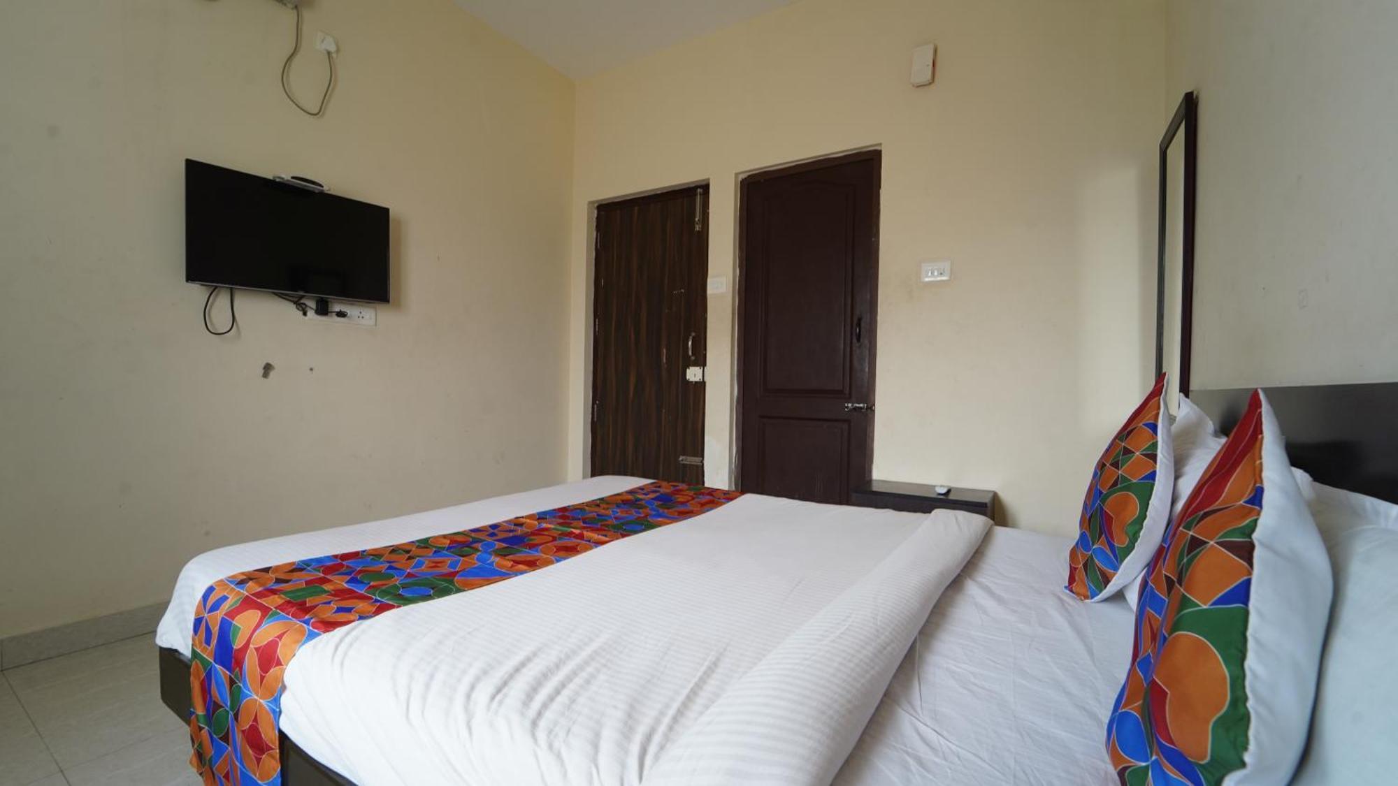 Hotel Vangal Nest Peelamedu Psg