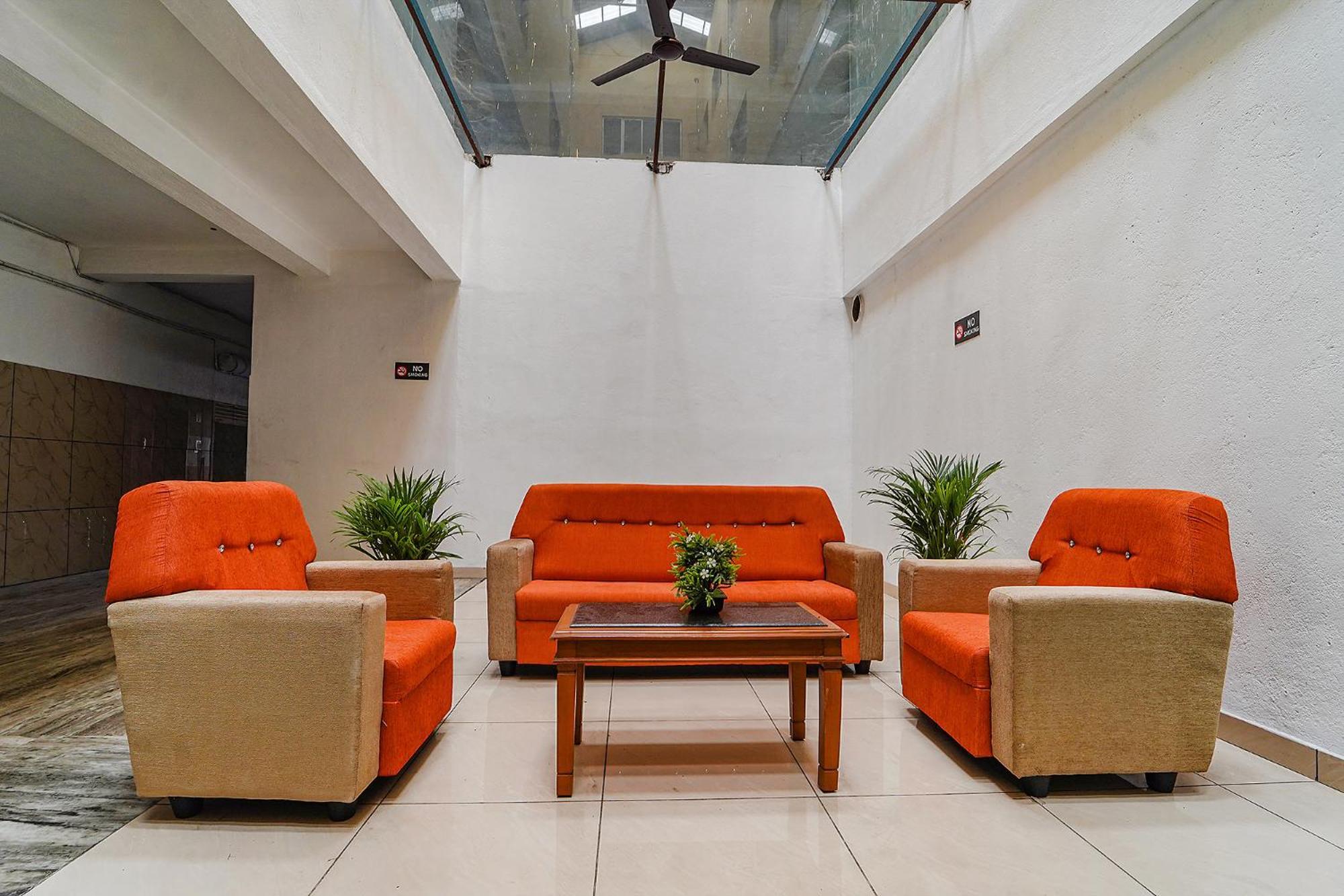 Collection O Skry Gandhipuram Hotel Coimbatore