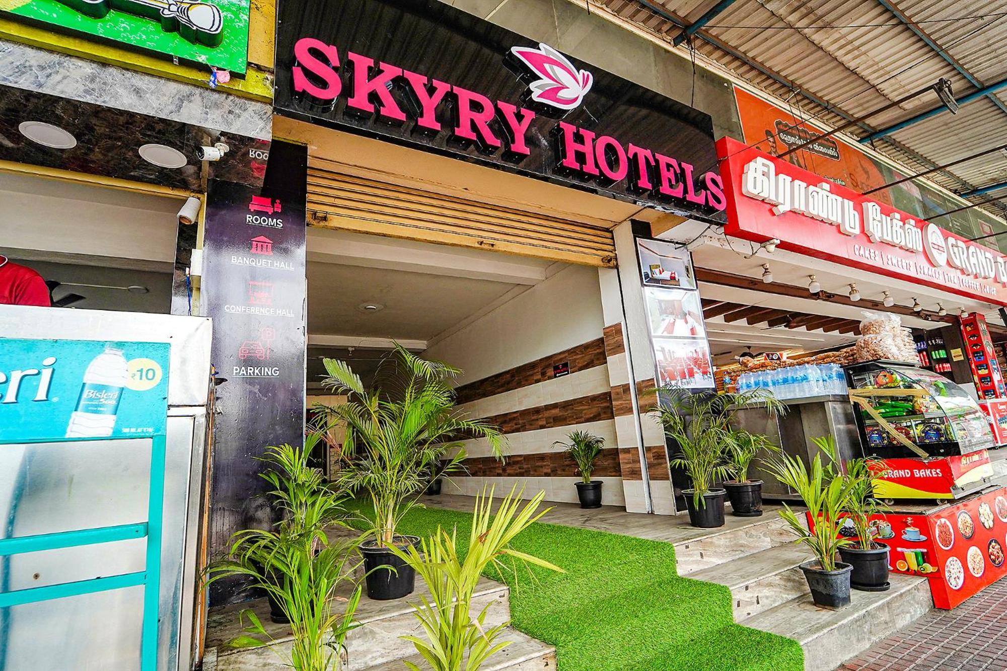 Collection O Skry Gandhipuram 3*