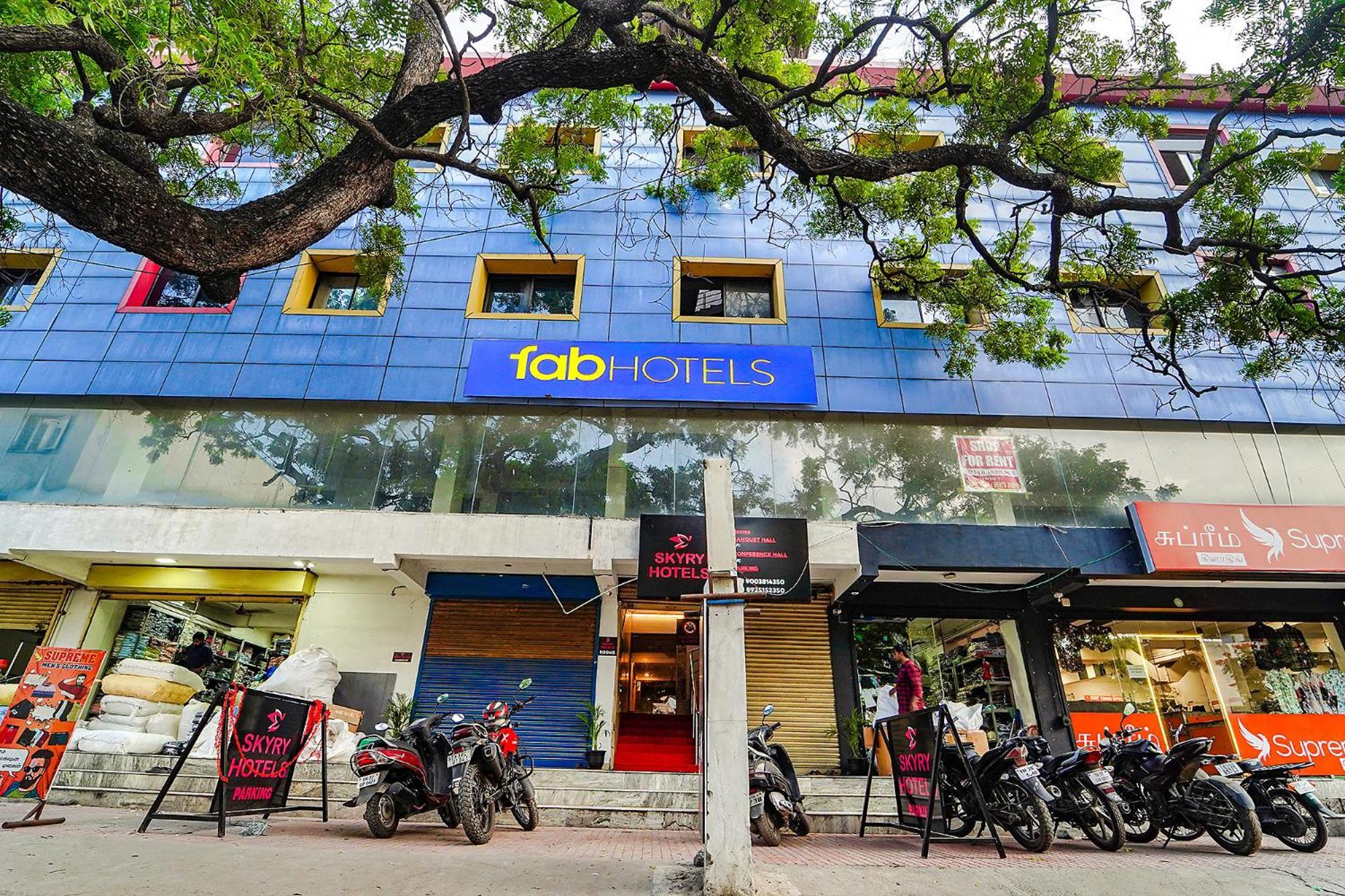 Hotel Collection O Skry Gandhipuram Coimbatore