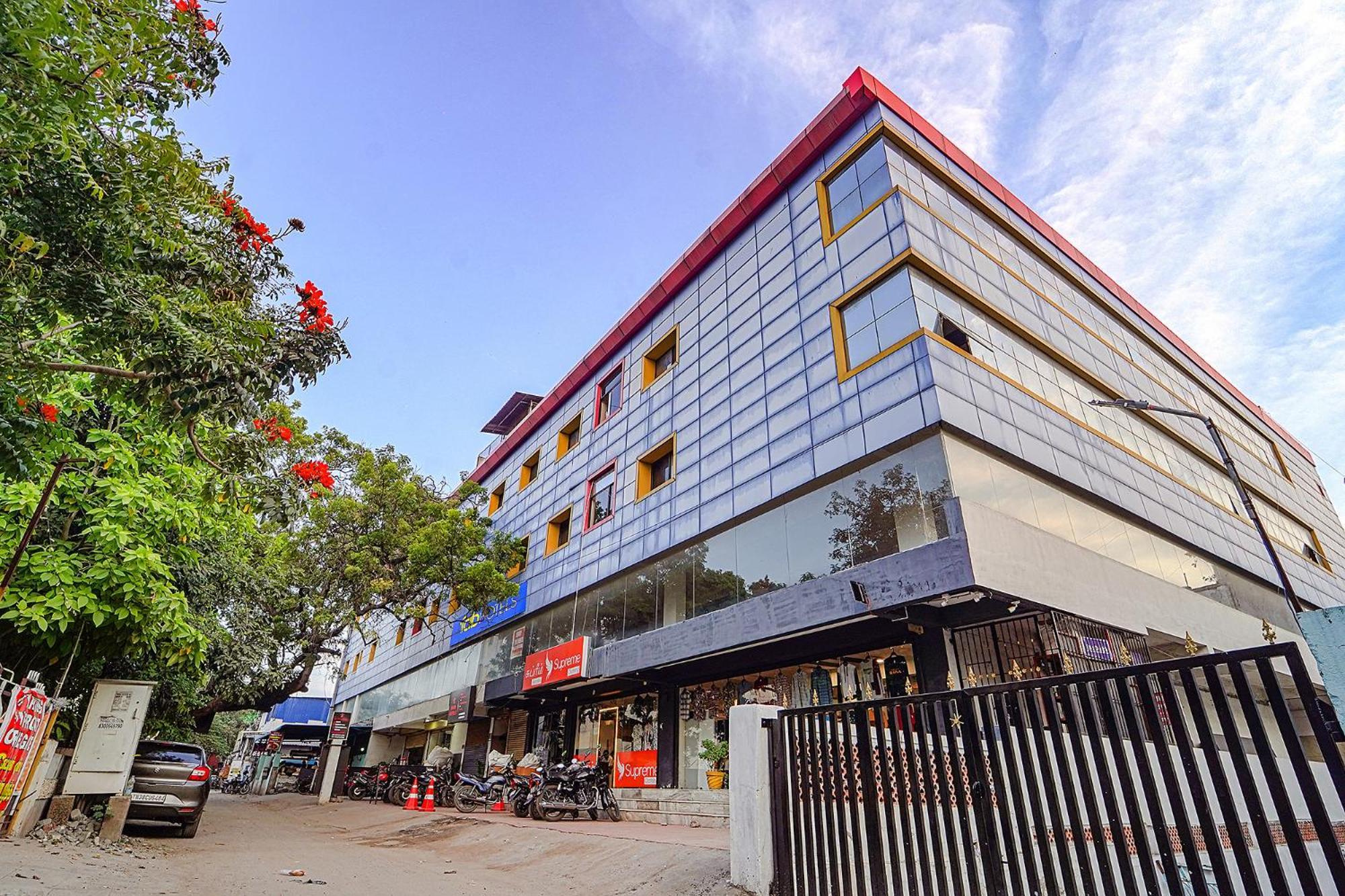 Collection O Skry Gandhipuram Hotel