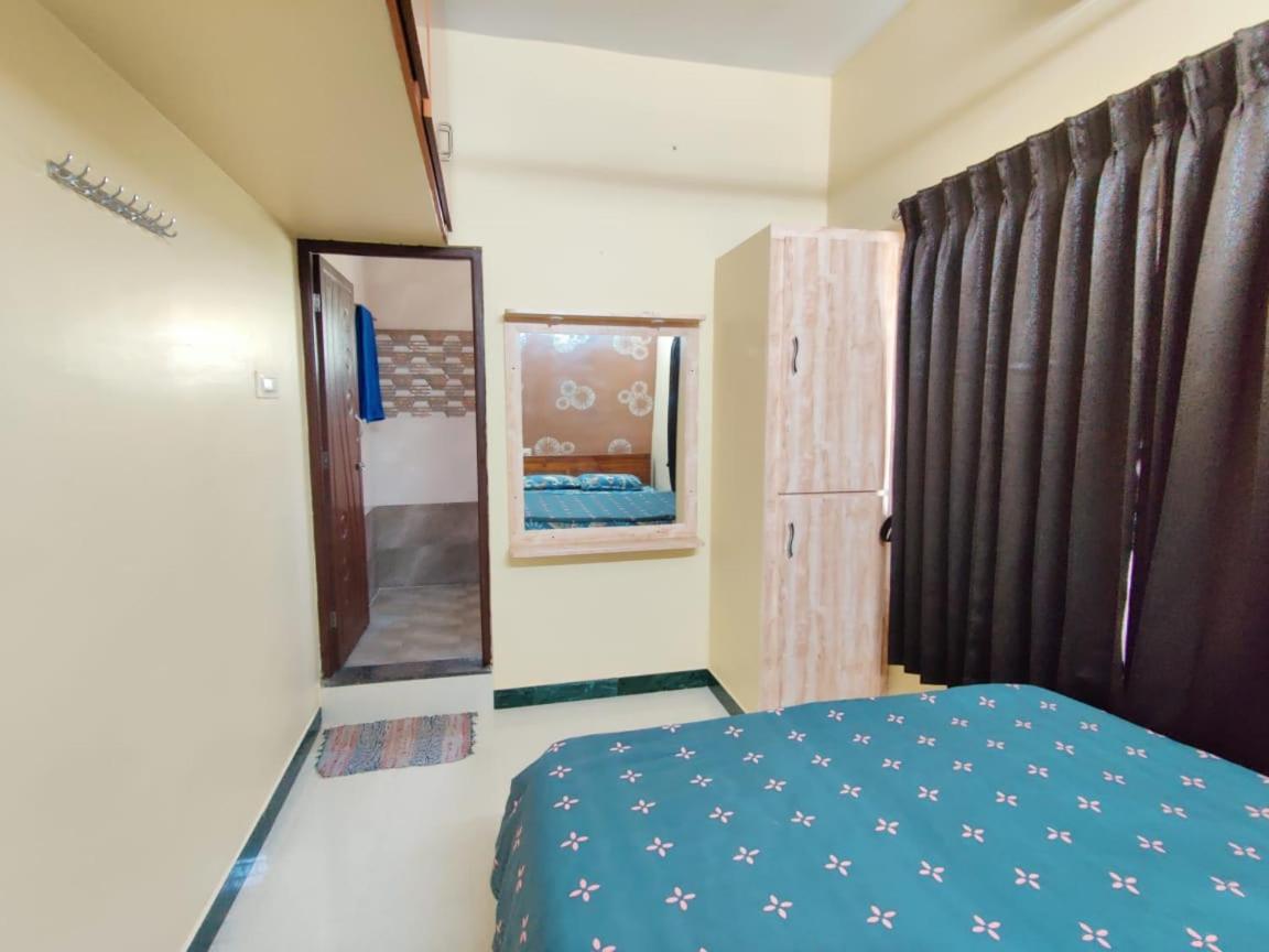 Luxury In Vadavalli Apartment