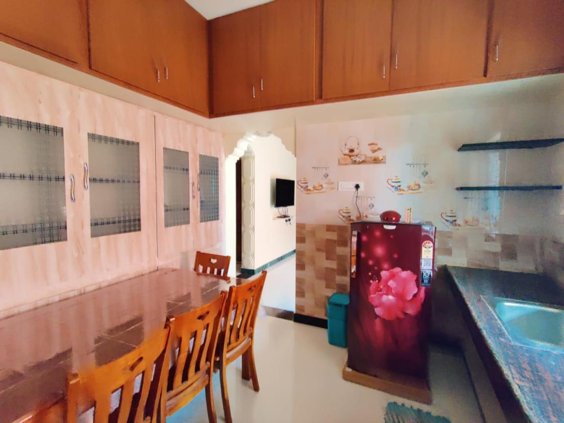 Luxury In Vadavalli Apartment