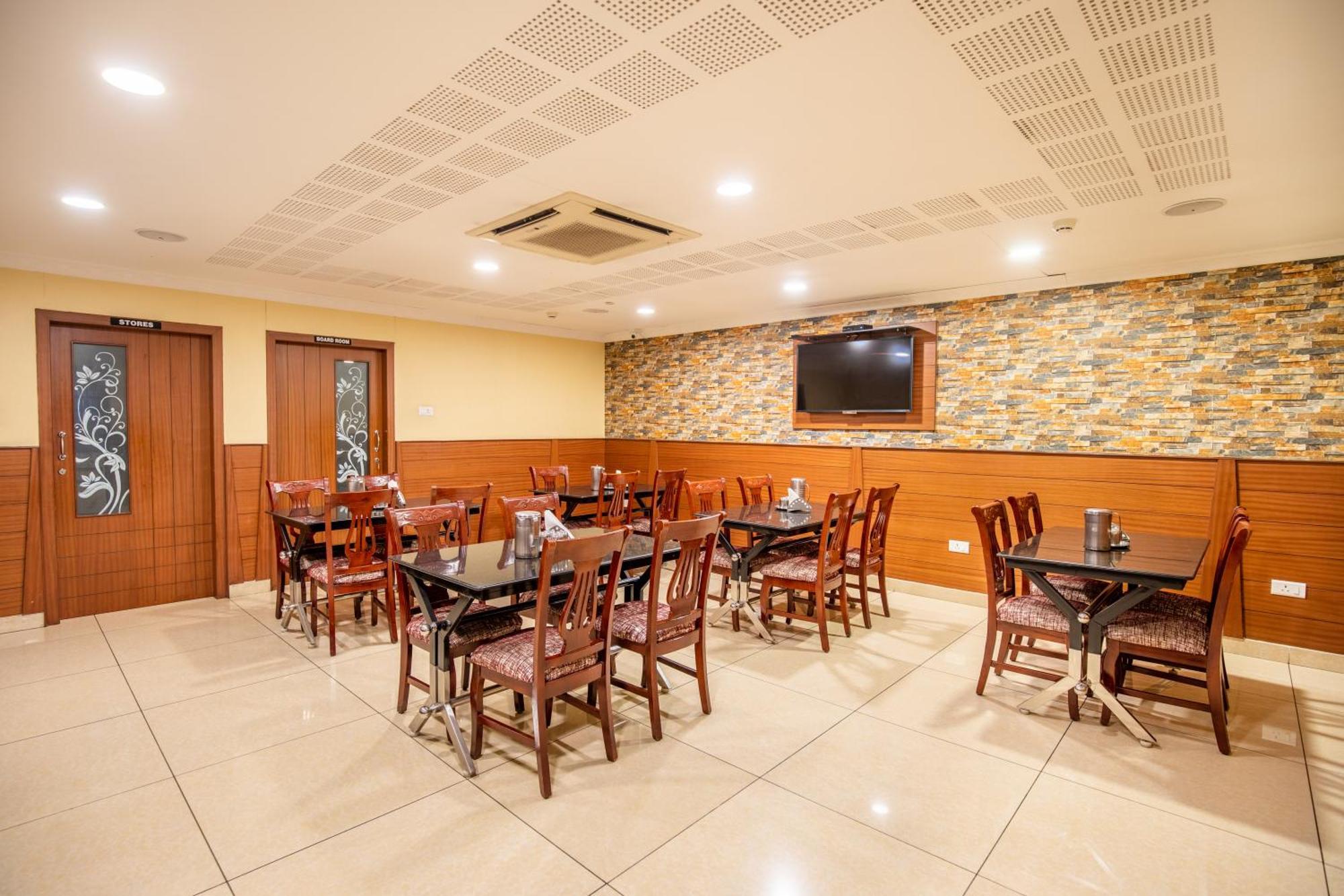 Mk Residency Apartment *
