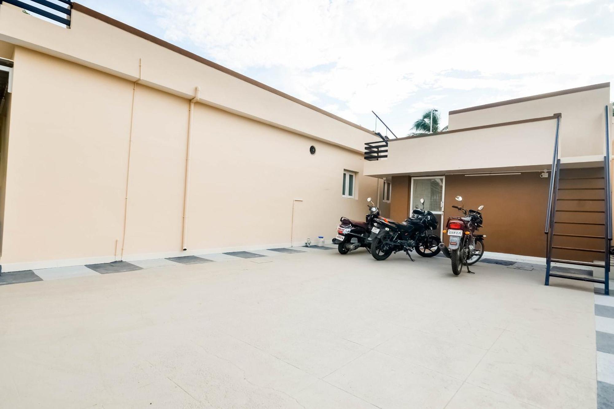 Spot On 77128 Siva Residency 2* Coimbatore