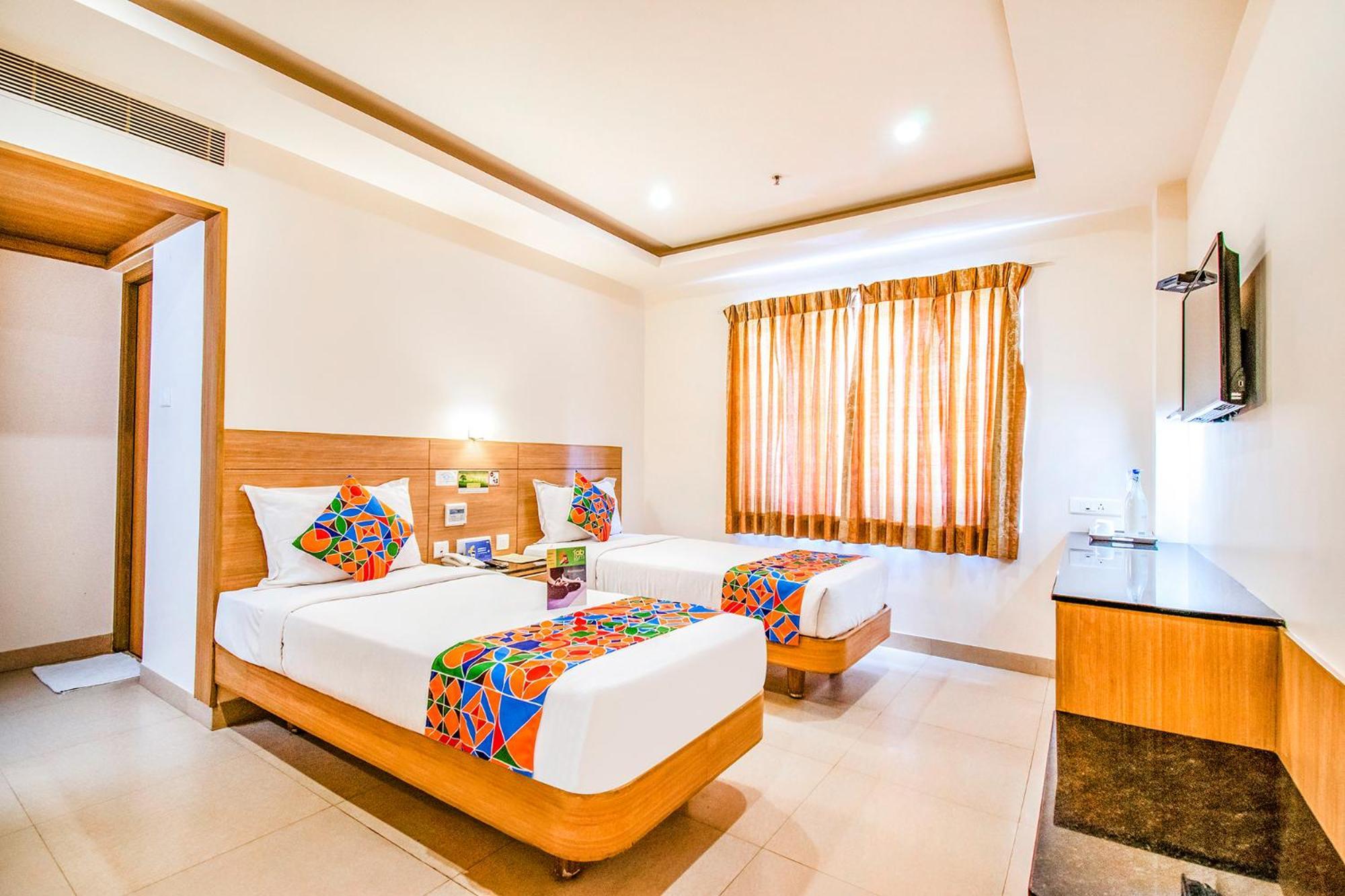 Fabhotel Prime Royal Castle Gandhipuram Hotel Coimbatore