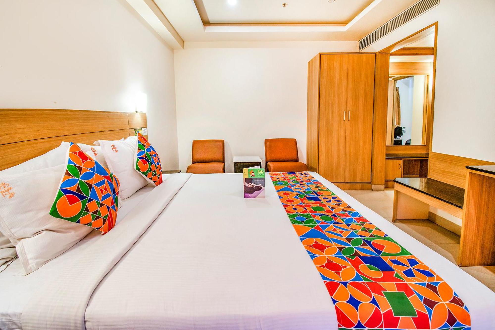 Fabhotel Prime Royal Castle Gandhipuram Coimbatore