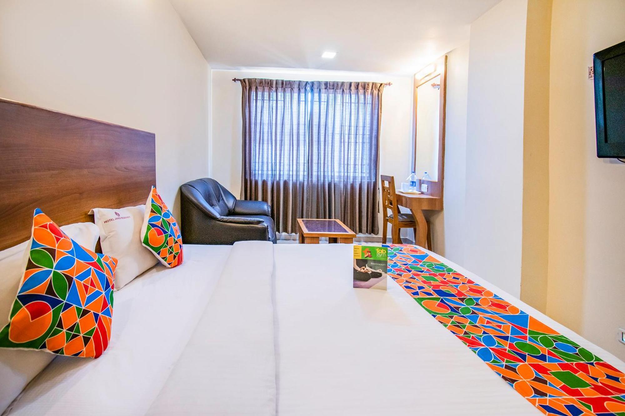 Fabhotel Jansi Deluxe - Nr Gandhipuram Bus Stand Hotel Coimbatore