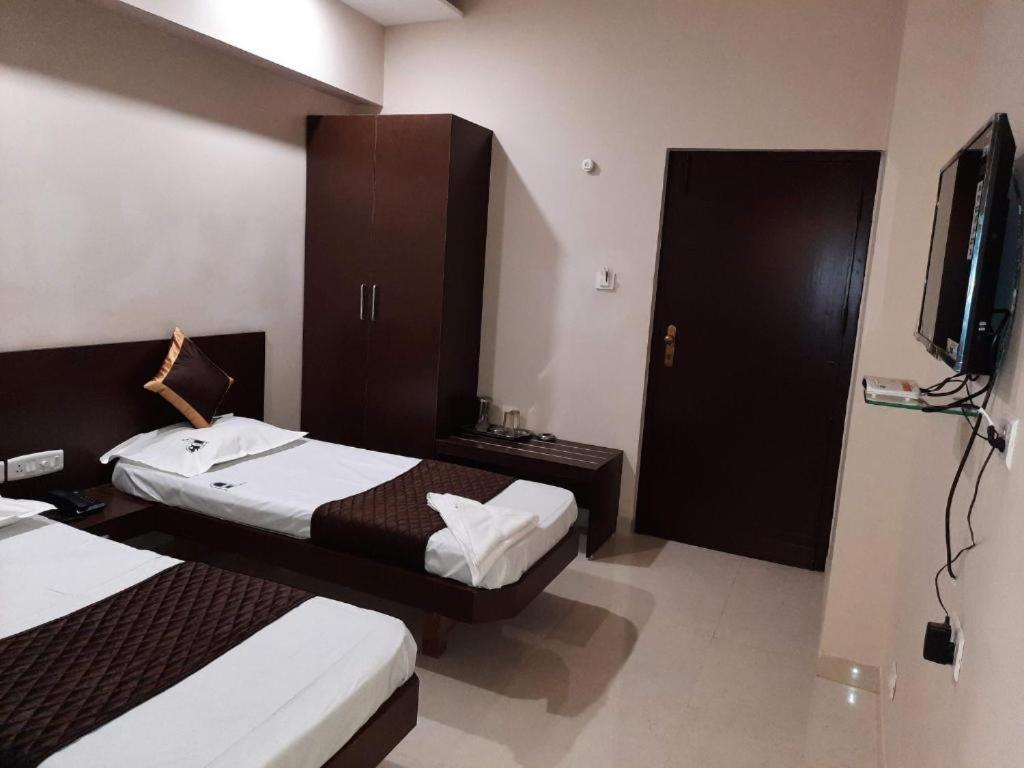 Hotel Aiba Regency