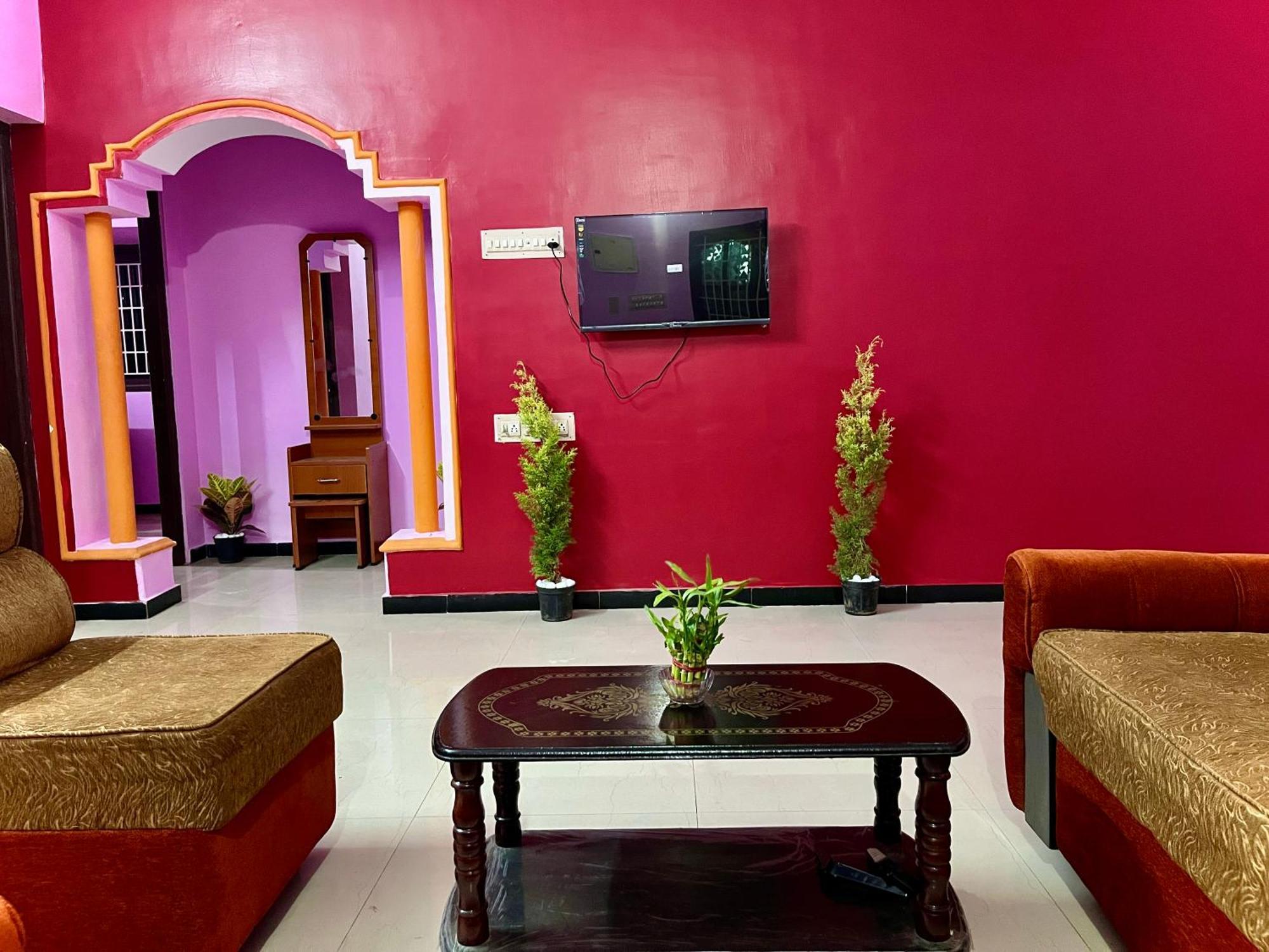 2bhk Ac Private By Shivalaya -kovaipudur- Villa *