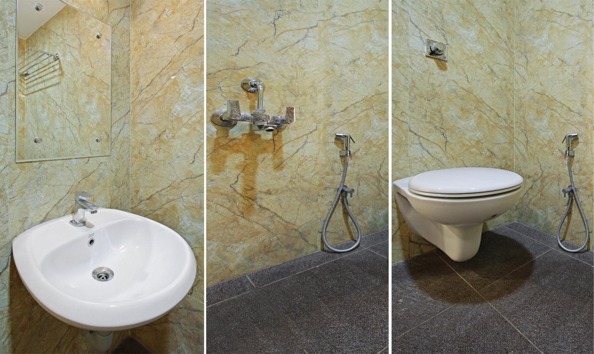 Hotel Itsy Jansi Residency 3*