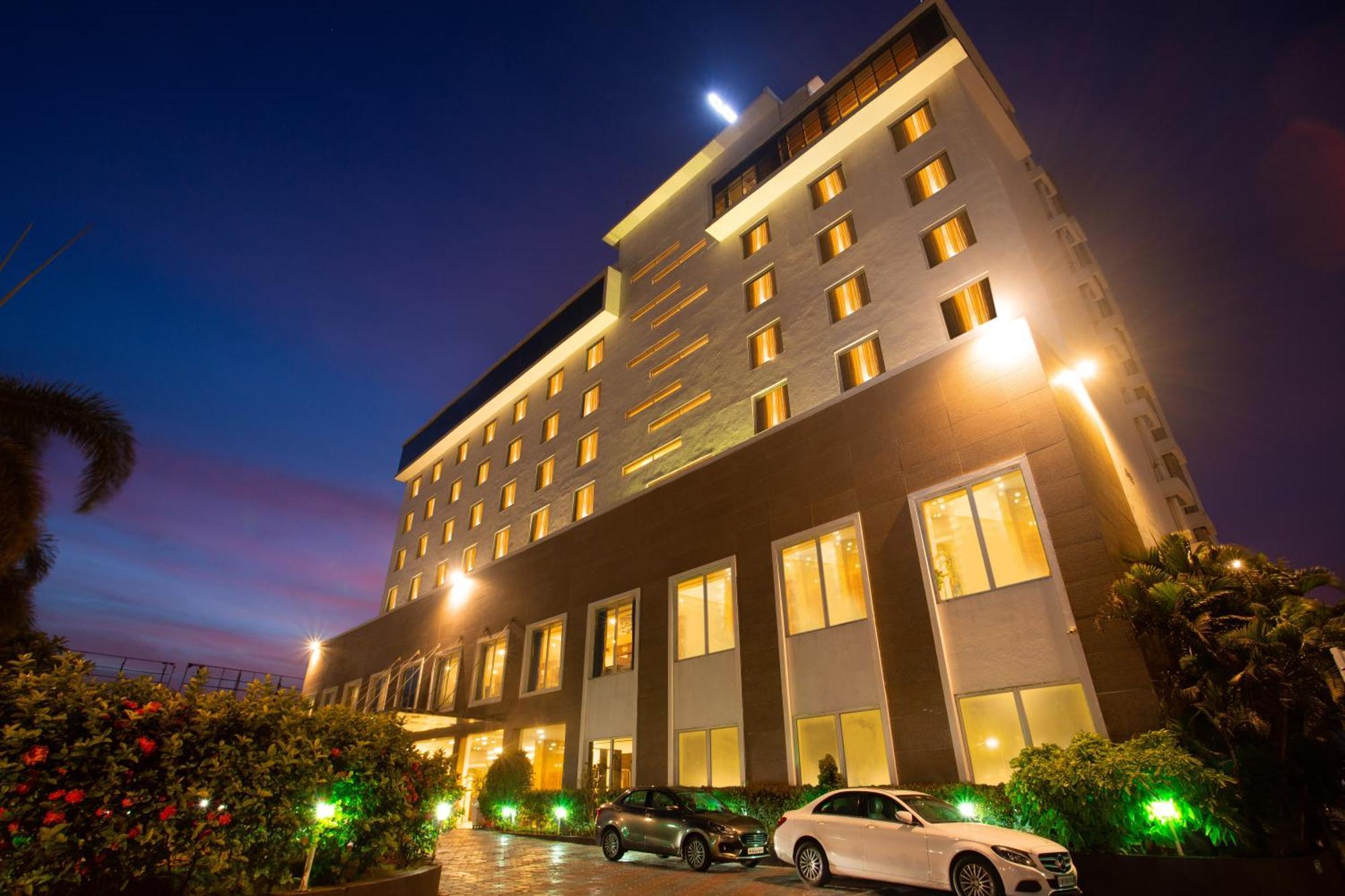 Gokulam Park Hotel