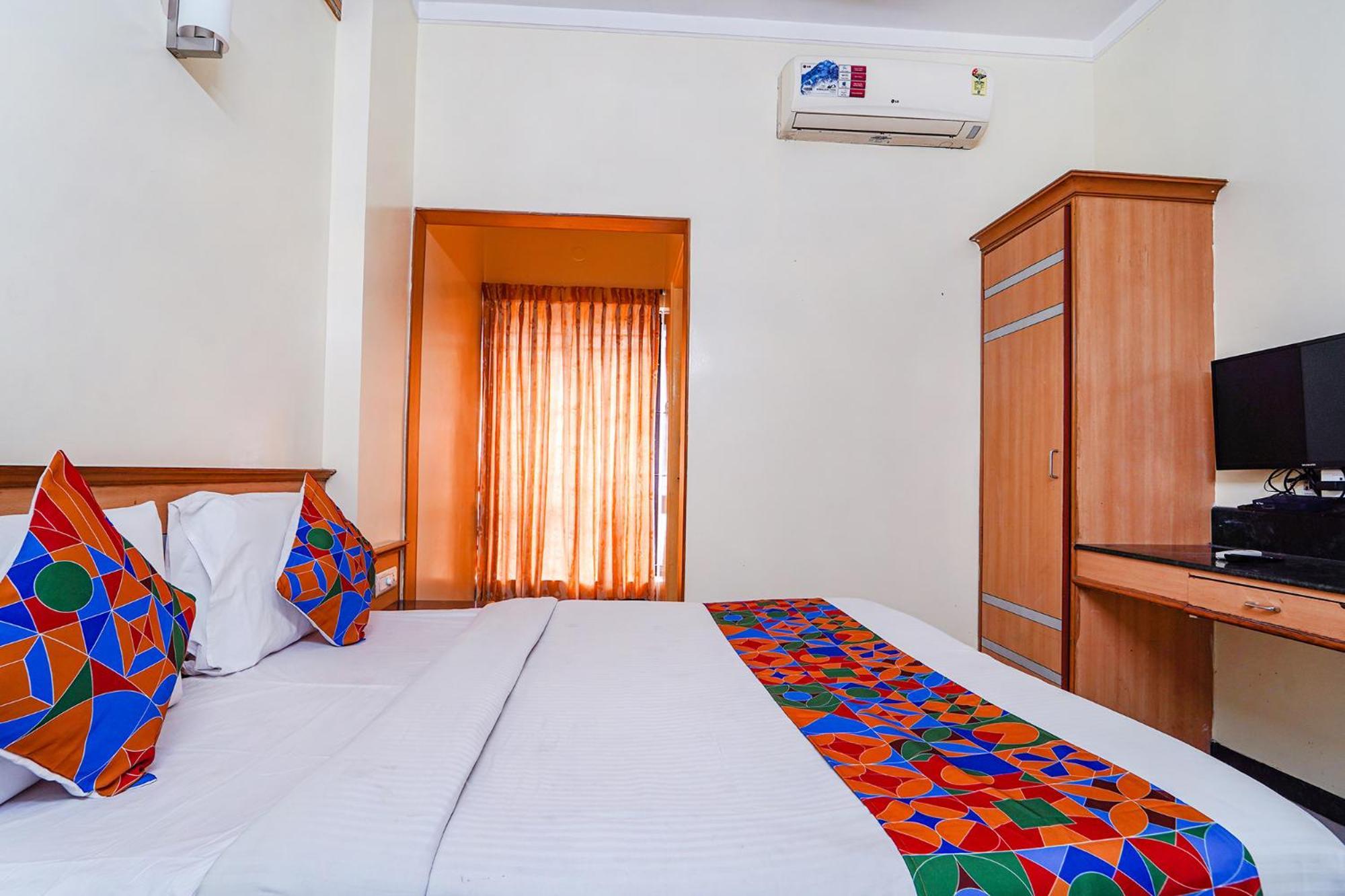 Lodge Fabhotel Ess Paradise - Nr Bus Stand Coimbatore