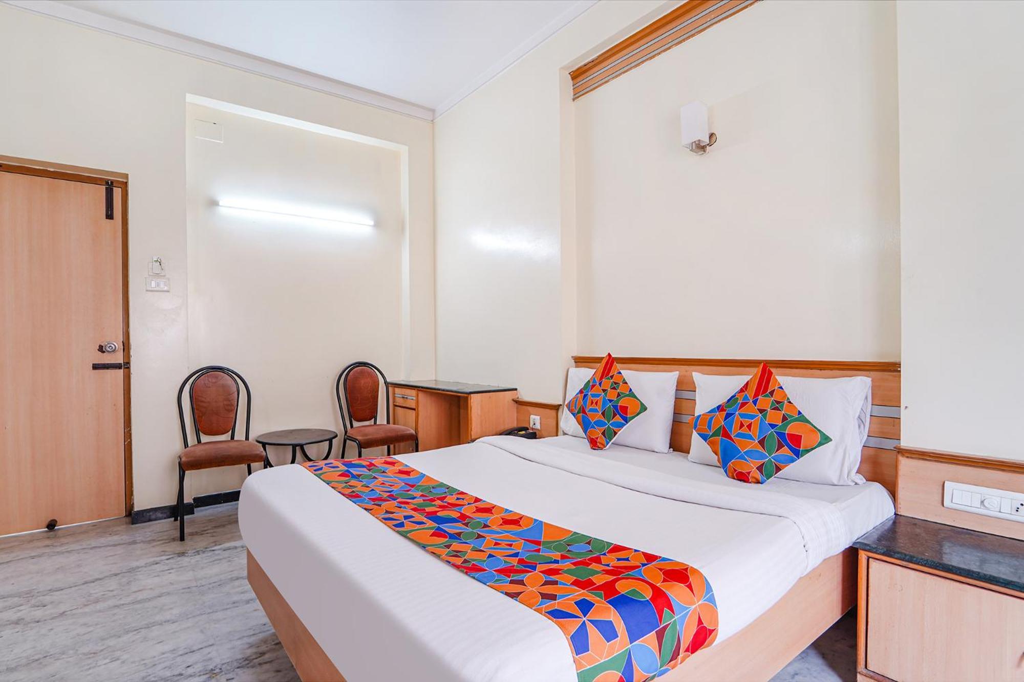 Lodge Fabhotel Ess Paradise - Nr Bus Stand 3*