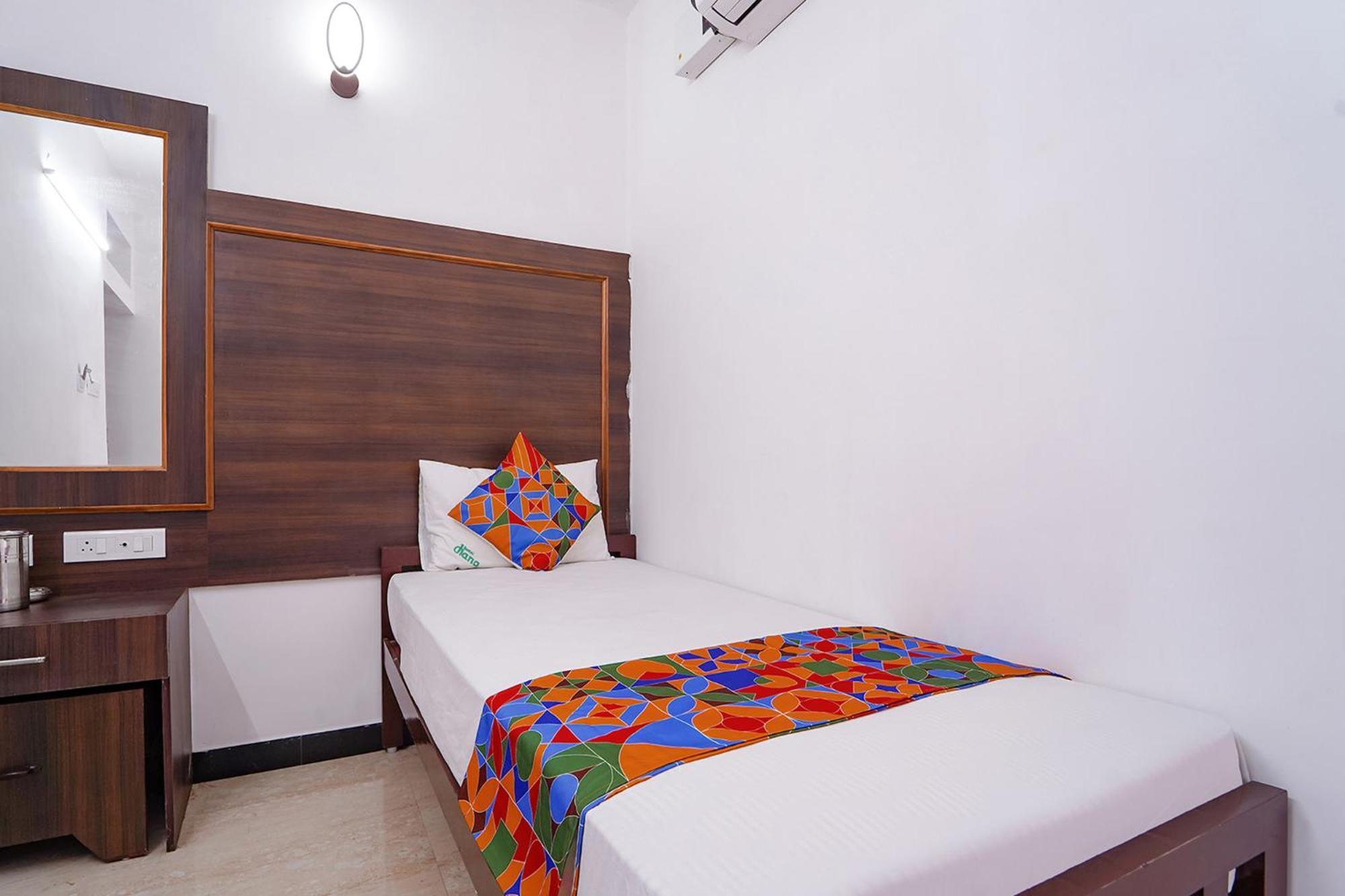 Hotel O Aranmanai 3*