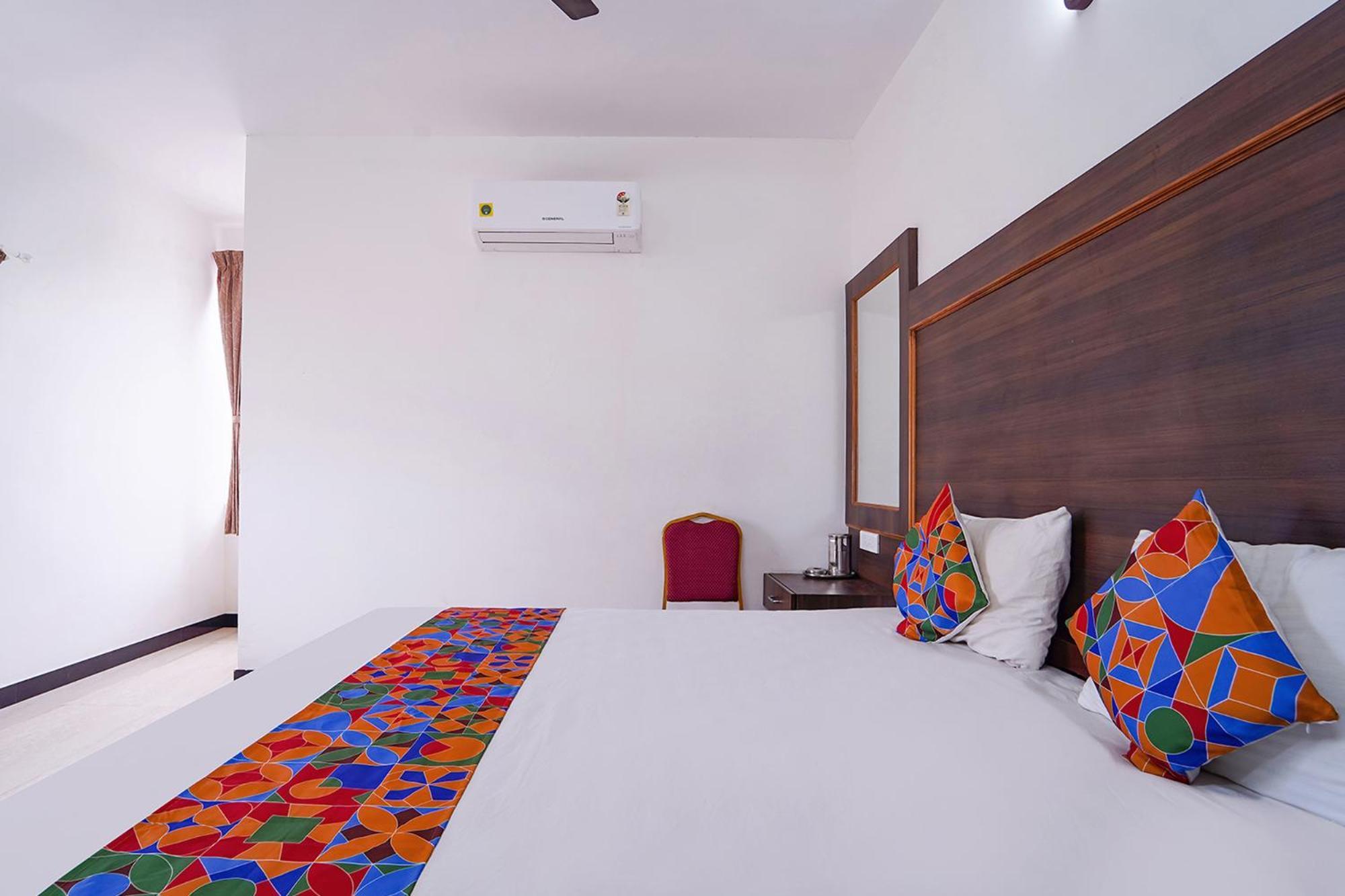 Hotel Hotel O Aranmanai 3*