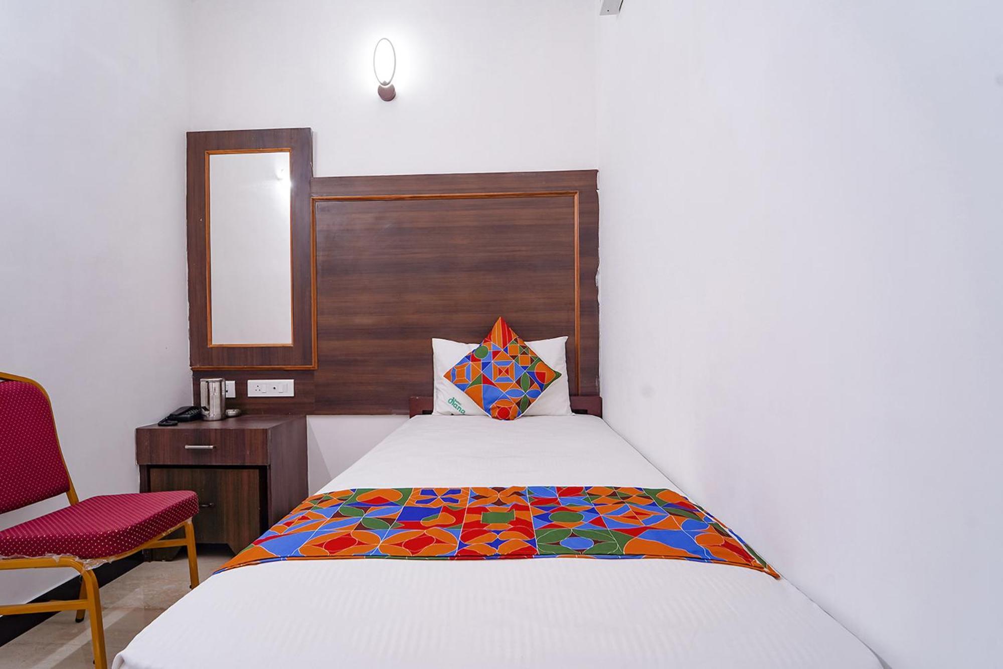 Hotel O Aranmanai 3*