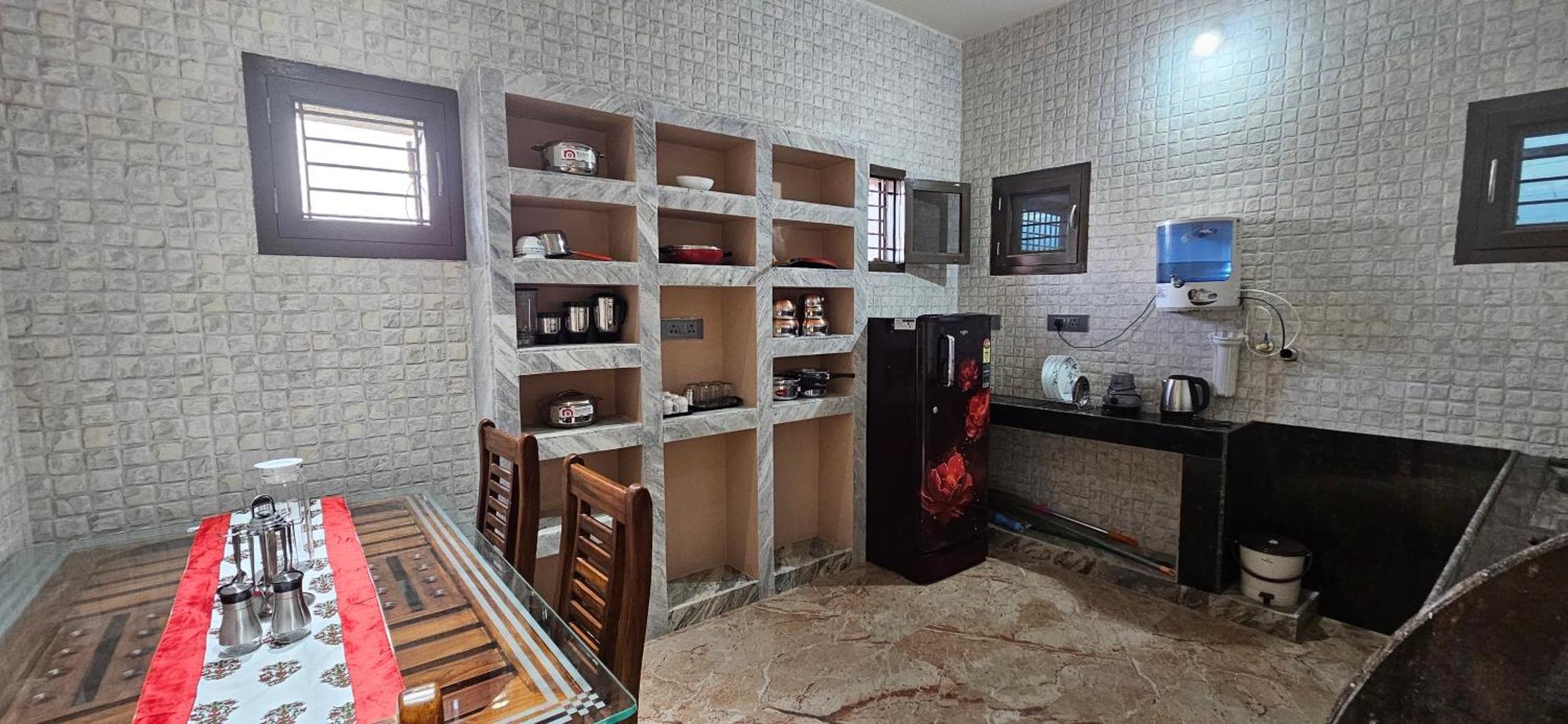 Shi's Thulasi 2bhk In Near To Karpagam College, Palakkad Highway, Rathinam College And * Coimbatore