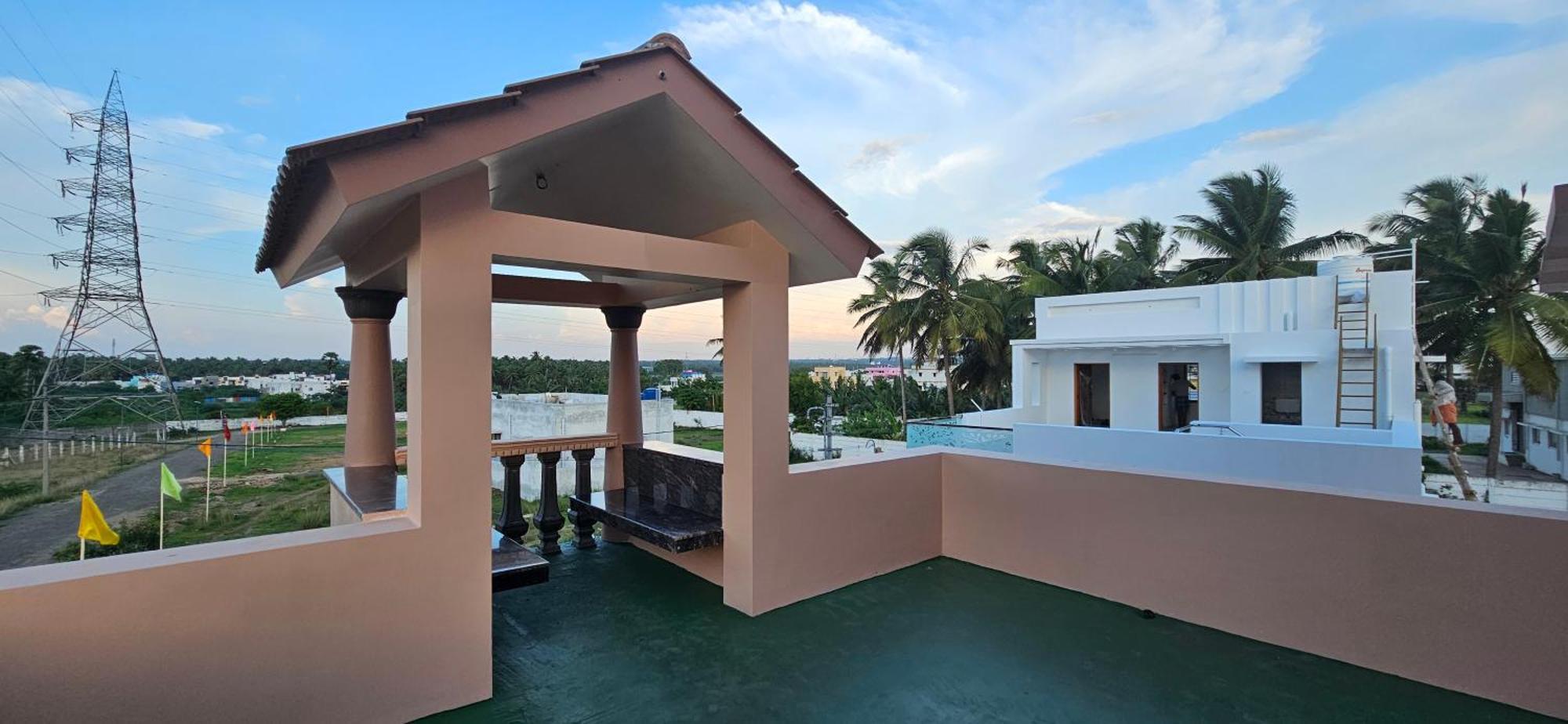 Villa Shi's Thulasi 2bhk In Near To Karpagam College, Palakkad Highway, Rathinam College And *