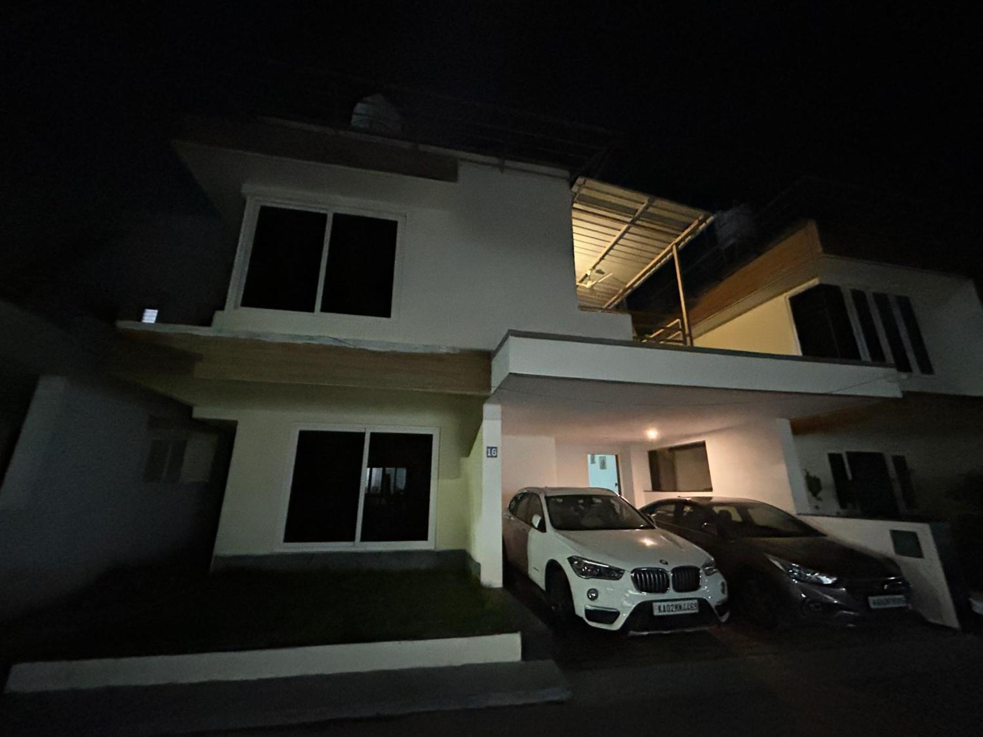 Guest house Blissful Near Airport *