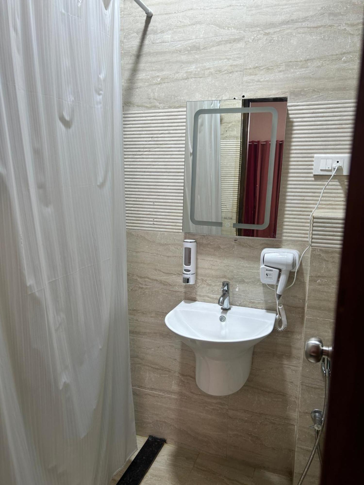 Guest house Blissful Near Airport