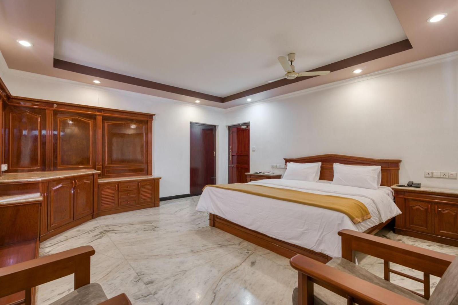 Guest house Sais Lotus -home And Event Venue Coimbatore