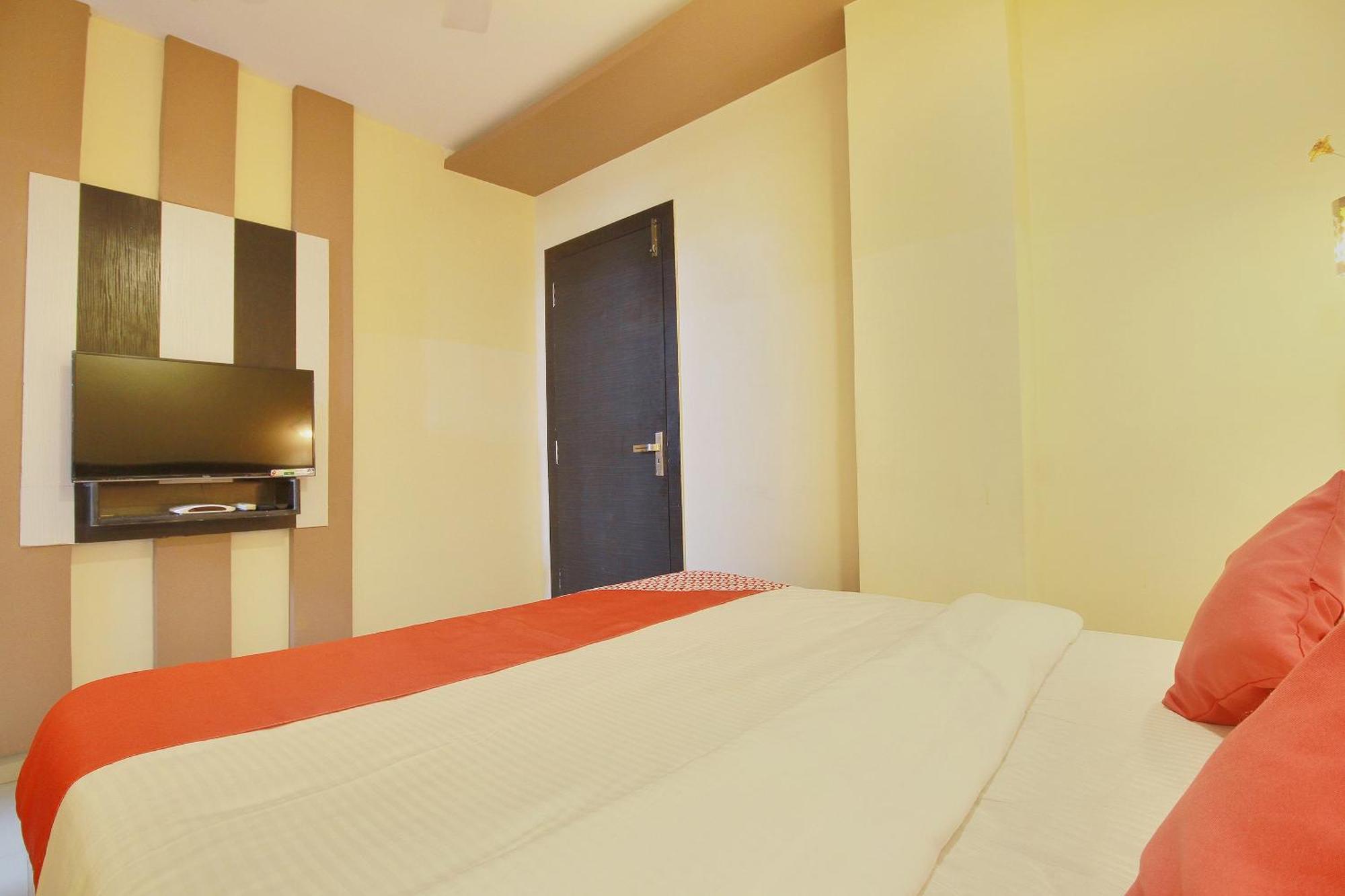 Super Capital O Rj Grand Hotel