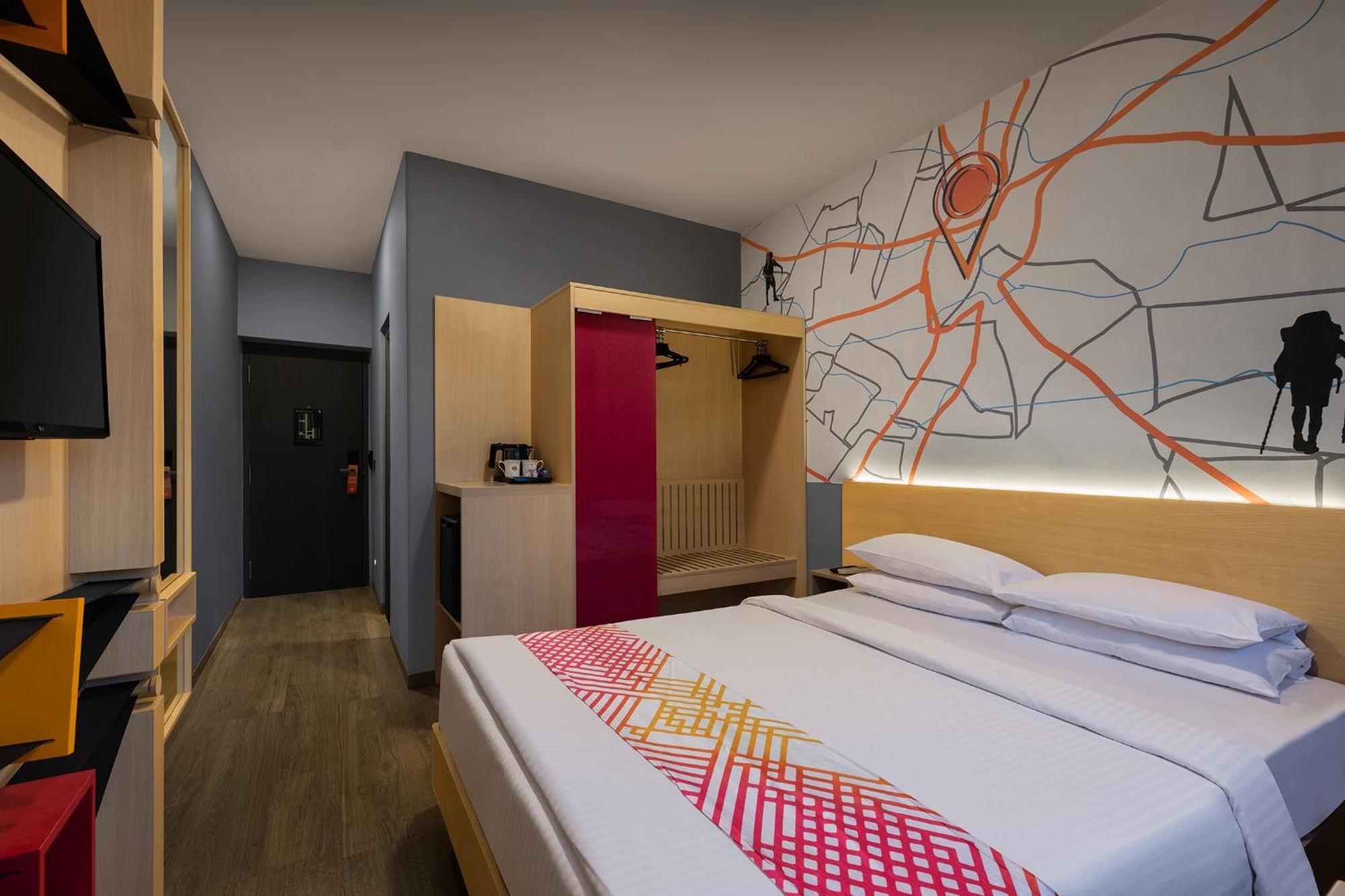 Ginger Airport , Avinashi Road 4*