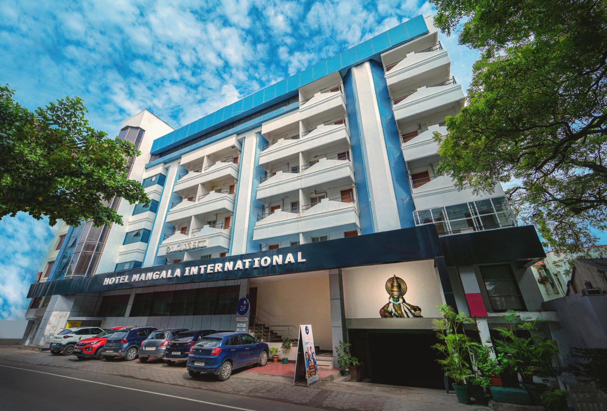Hotel Zip By Spree Mangala International 3*