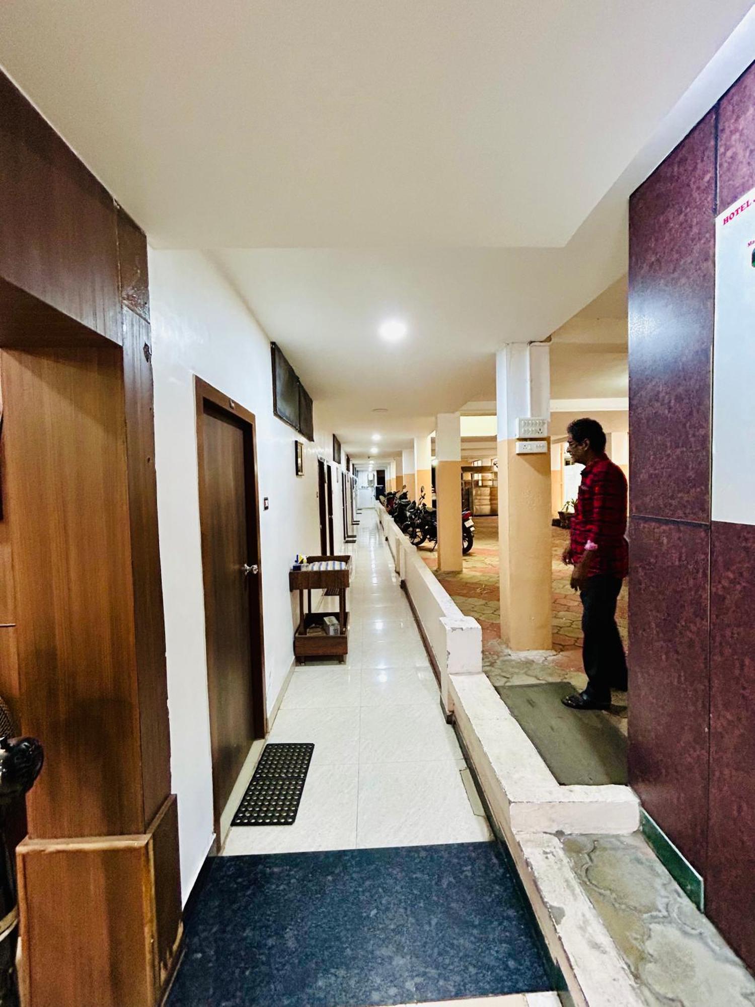 Hotel Jothi