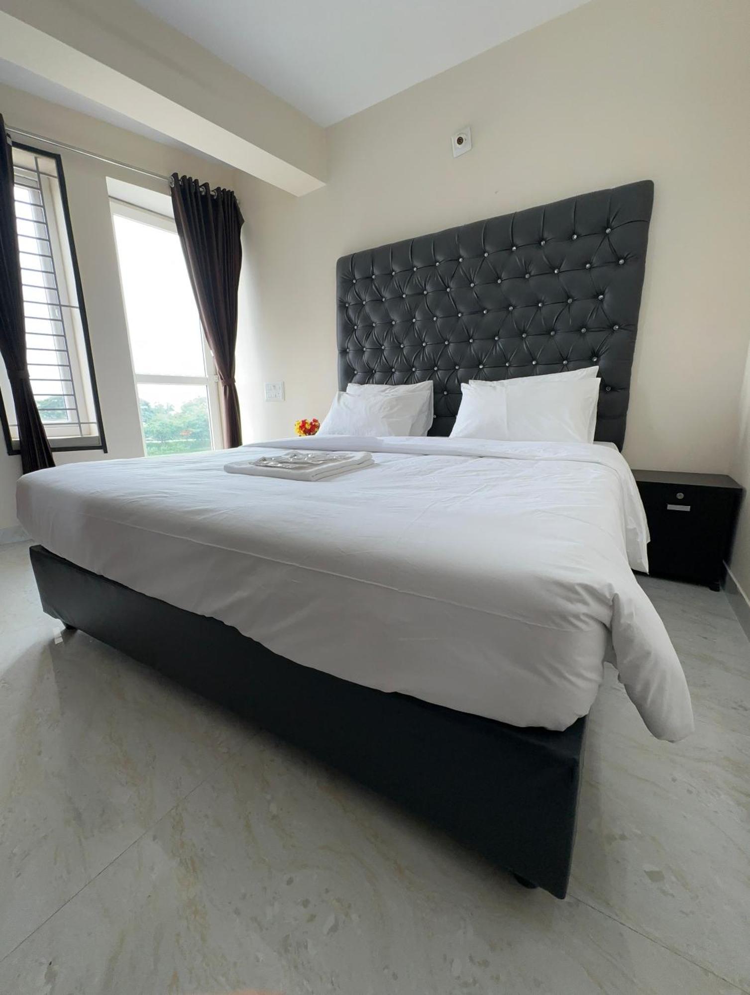 Aafiya Lakeview Apartamento *