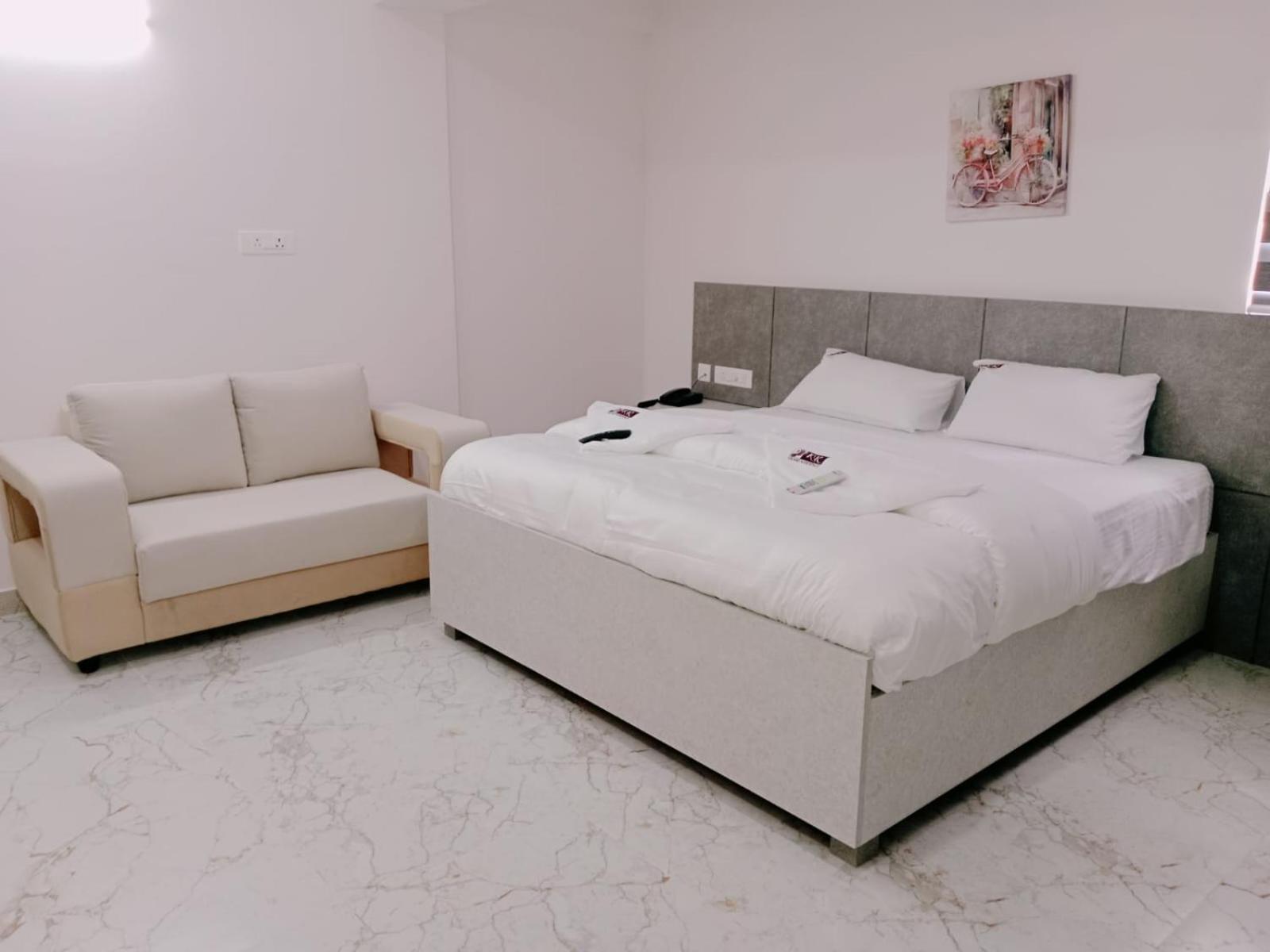 Kr Grand Residency-aala *