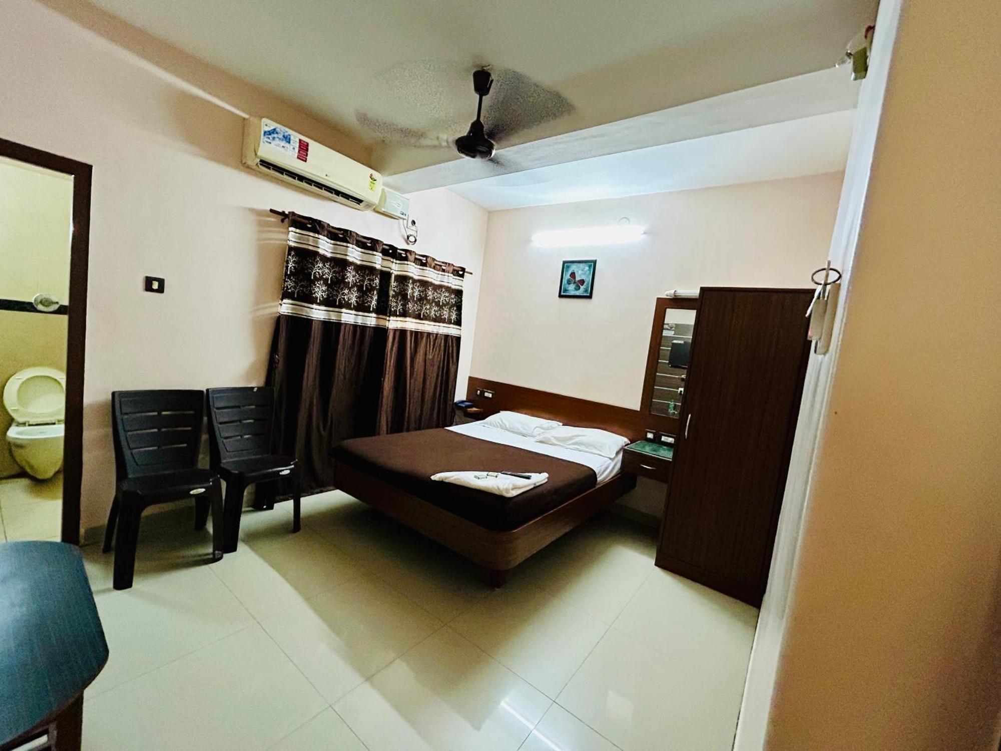 Hotel Jothi *