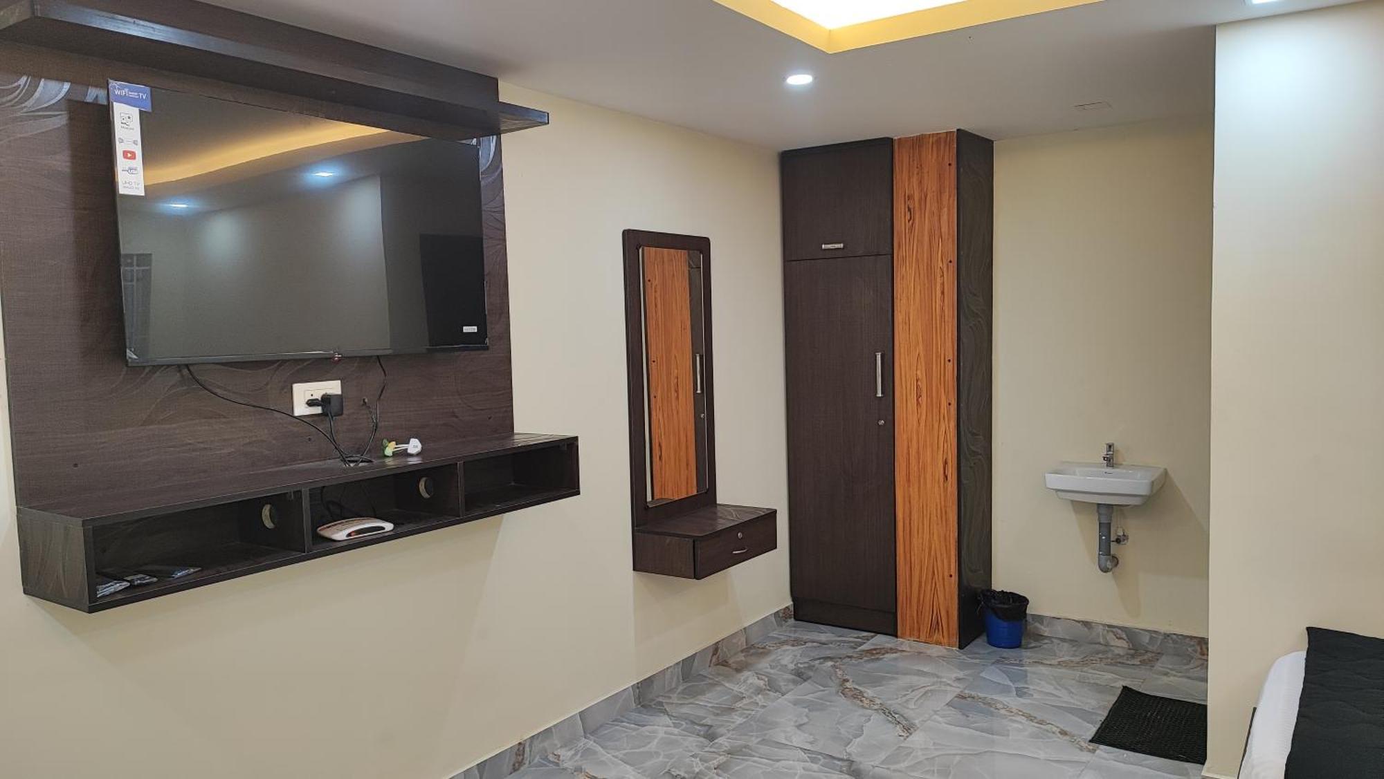 Lodge Lalitha Mahal Coimbatore