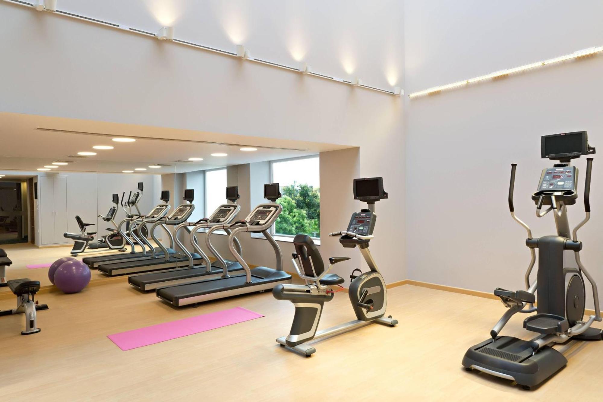 Fairfield By Marriott Hotel 4*