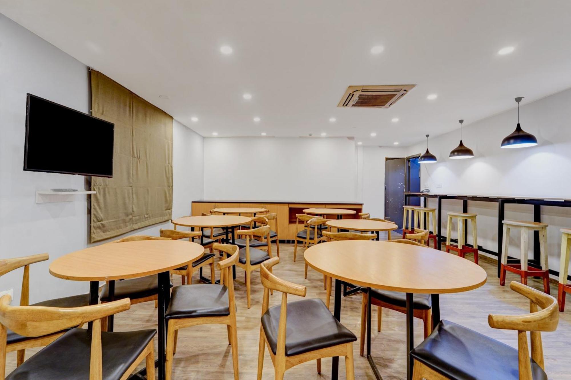 Hotel Super Townhouse Four Season 4*