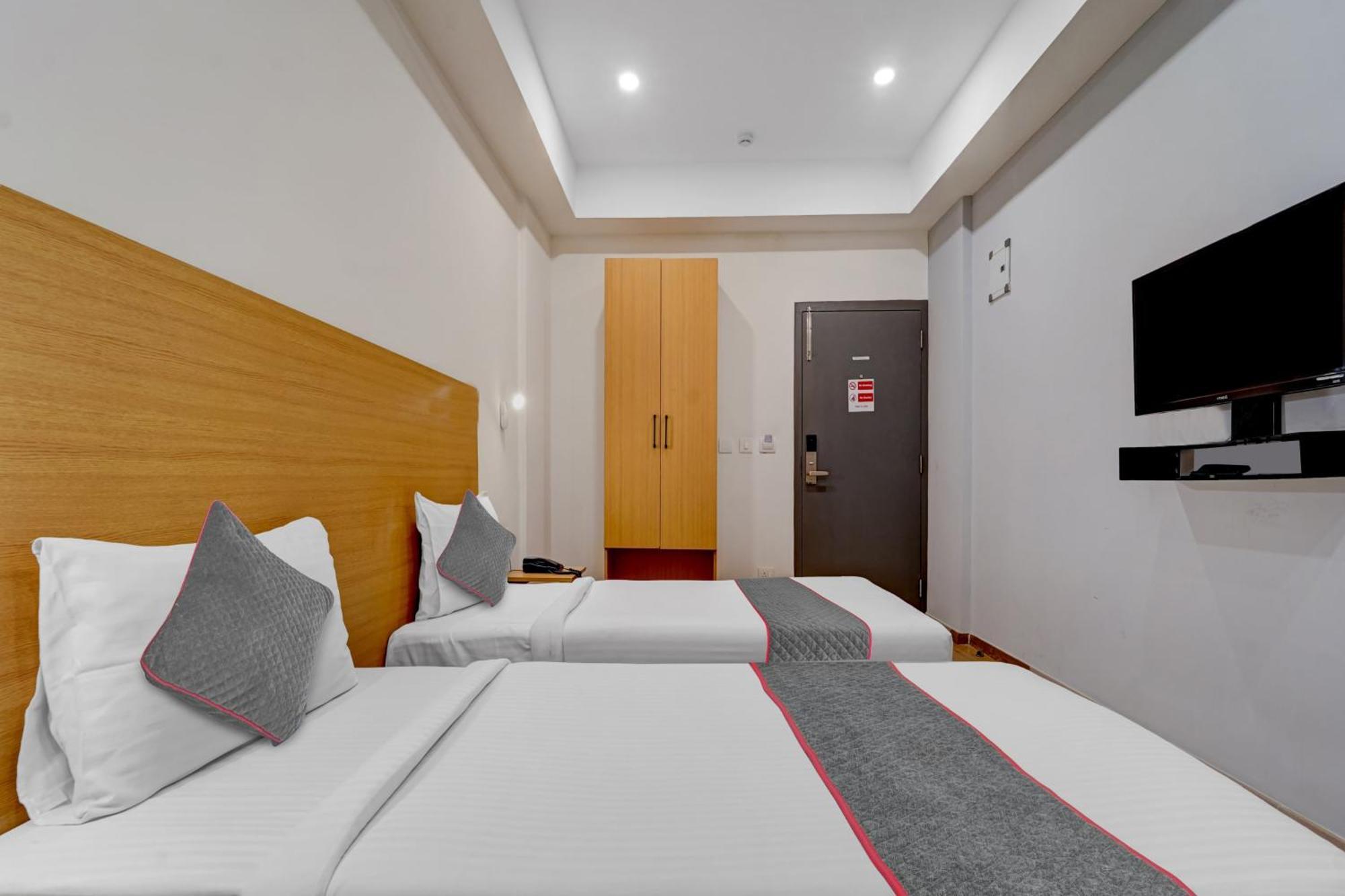Hotel Super Townhouse Four Season 4*