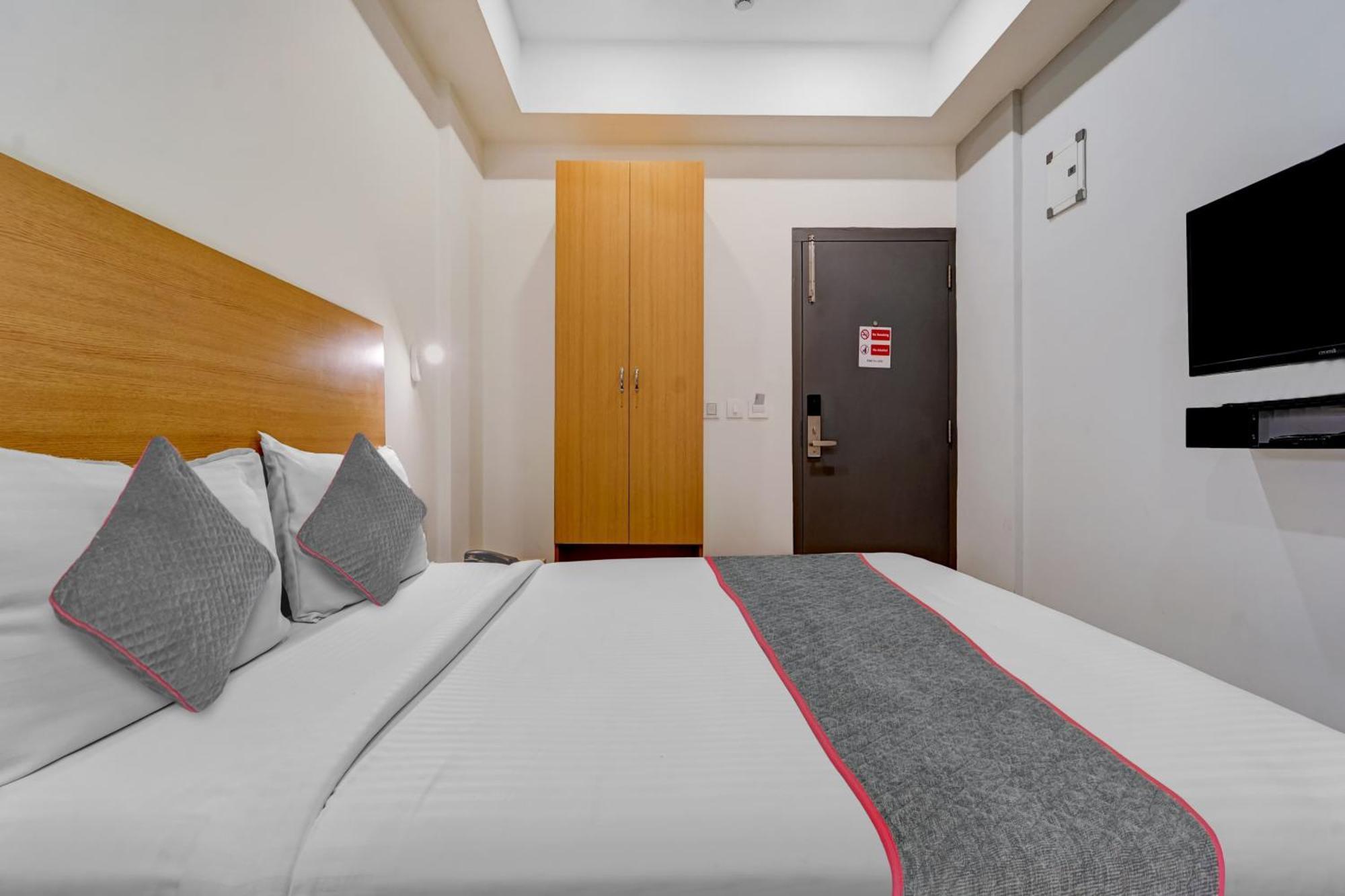 Hotel Super Townhouse Four Season 4*