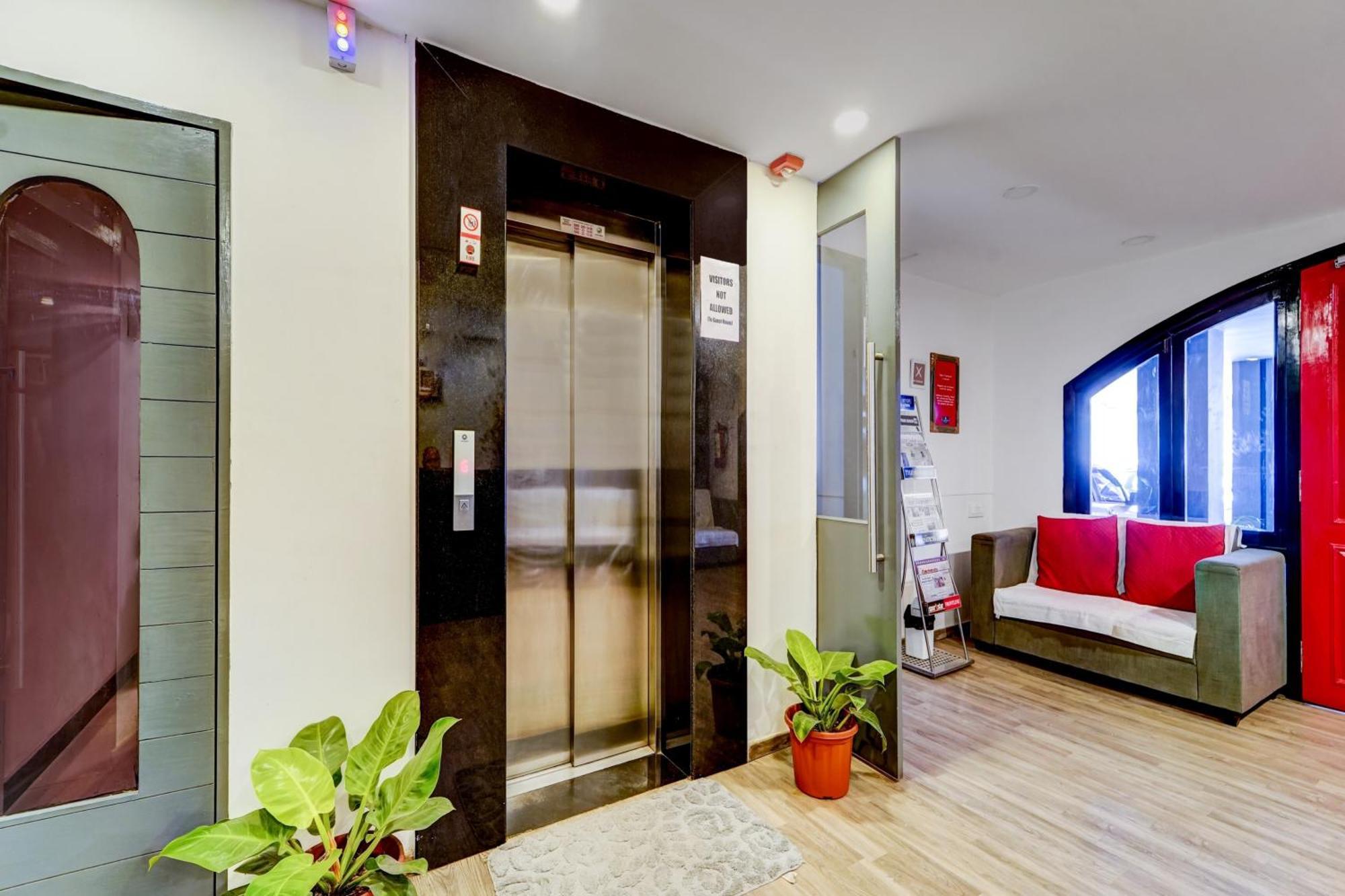 Super Townhouse Four Season Coimbatore