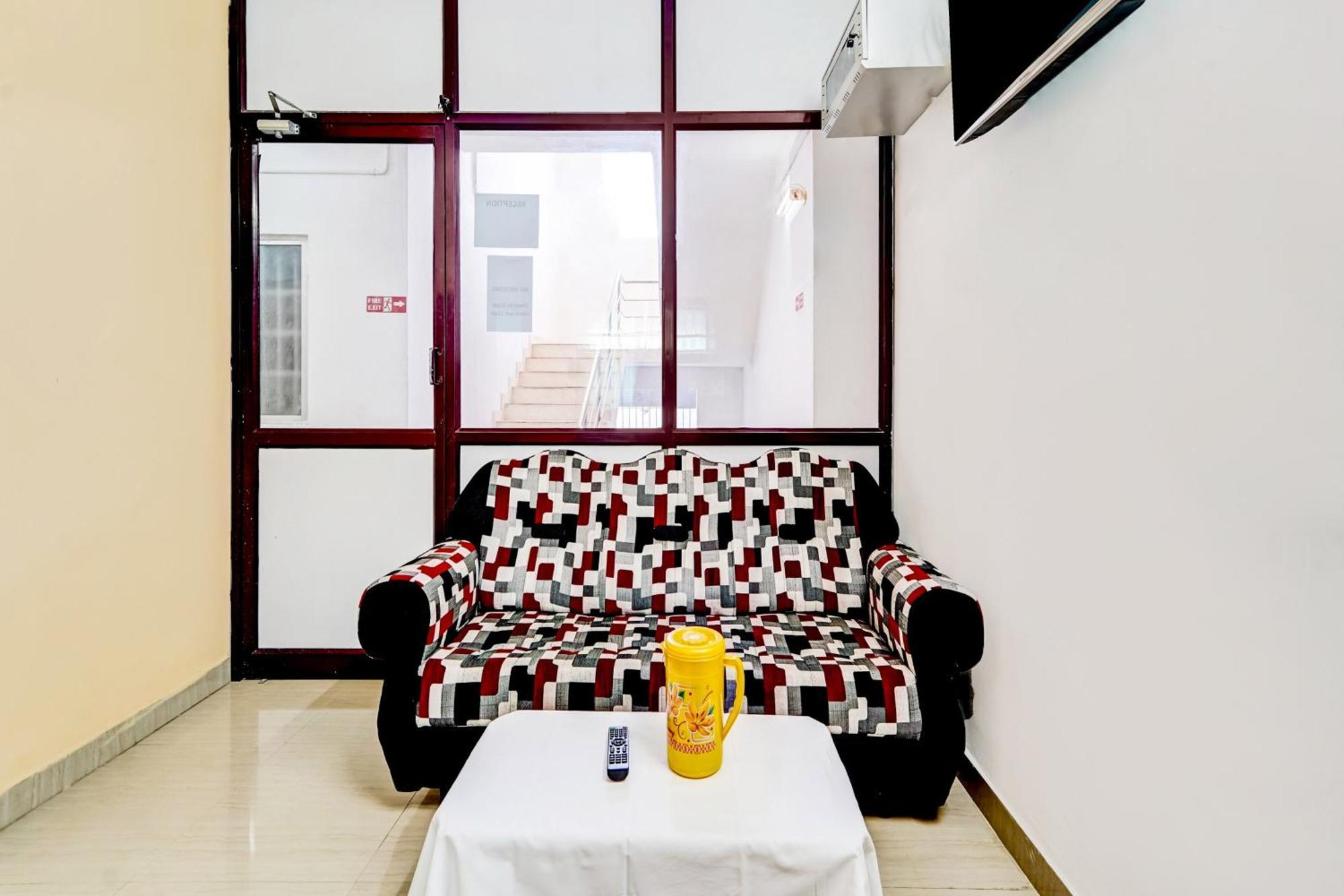 Super O Okkilipalayam Hotel Coimbatore